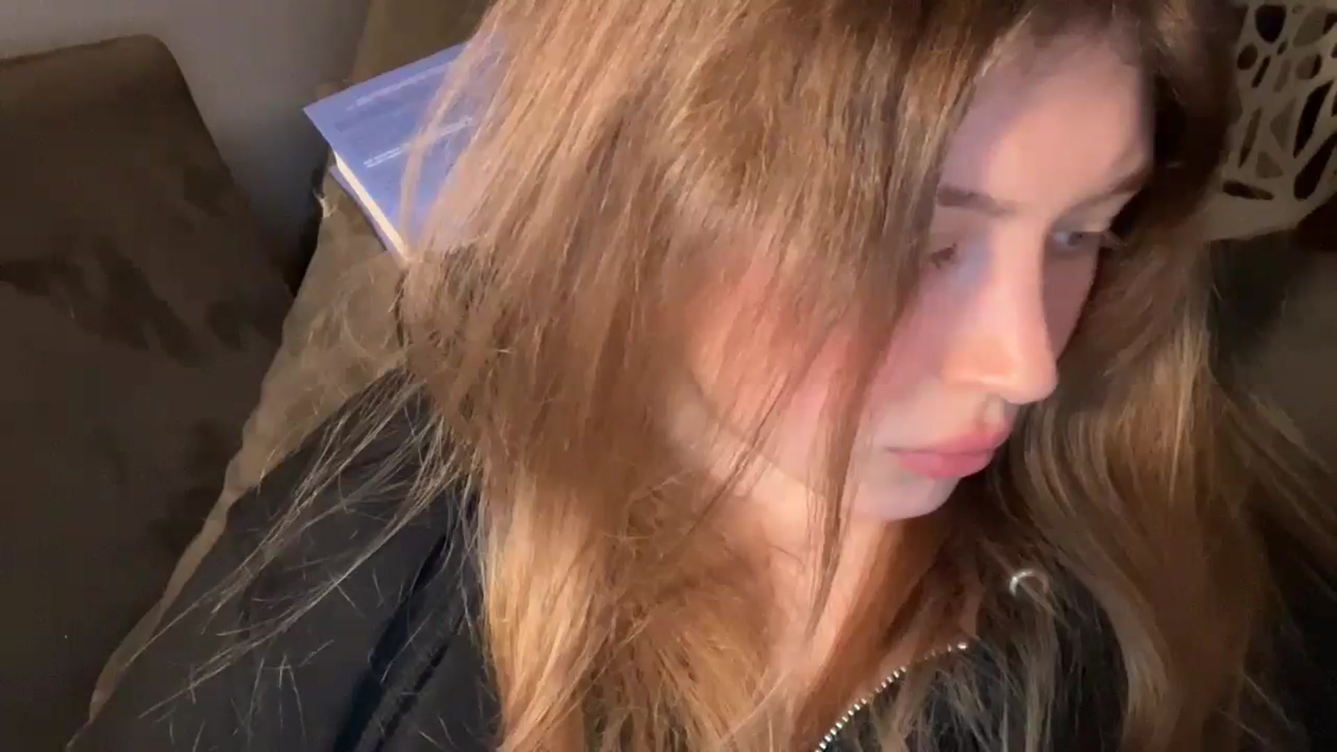 Gallery image thumbnail from Coconut_dream's myfreecams stream on, 03/09/2025, 22:29 image 6 of 20
