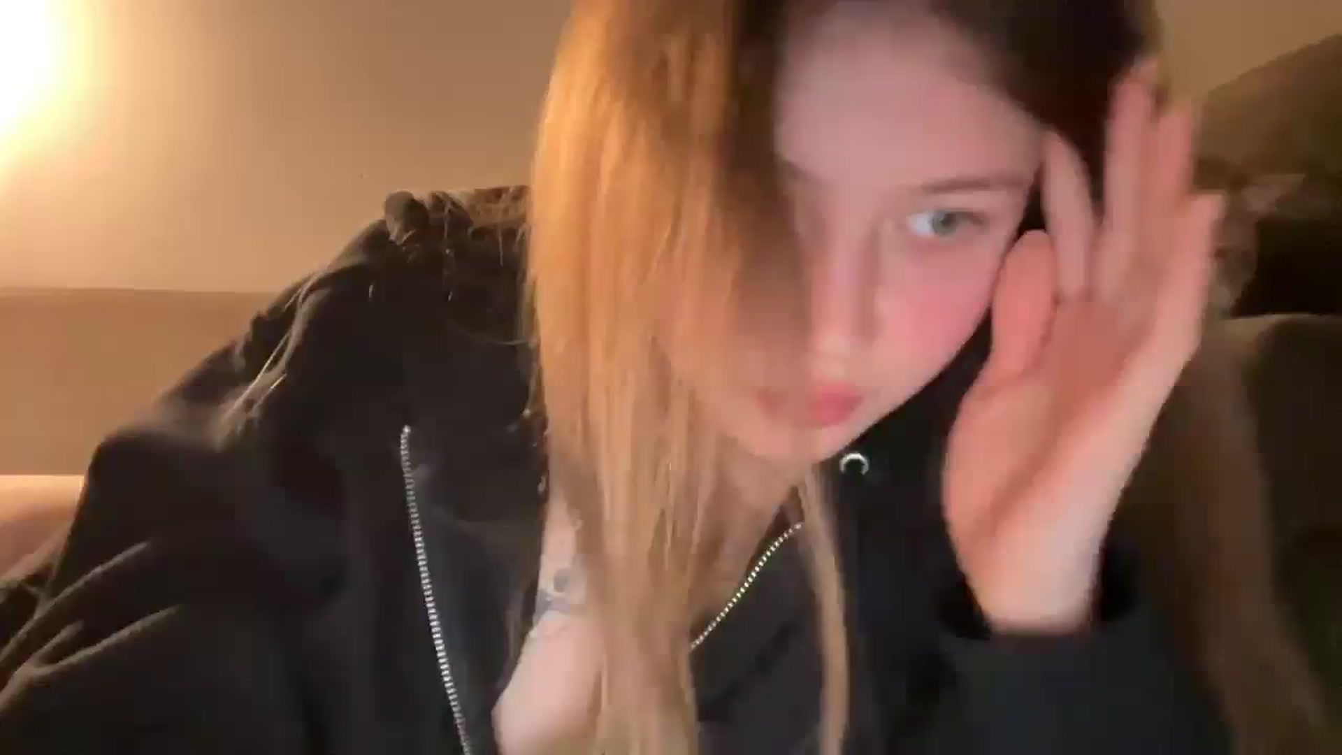 Gallery image thumbnail from Coconut_dream's myfreecams stream on, 03/09/2025, 22:29 image 18 of 20