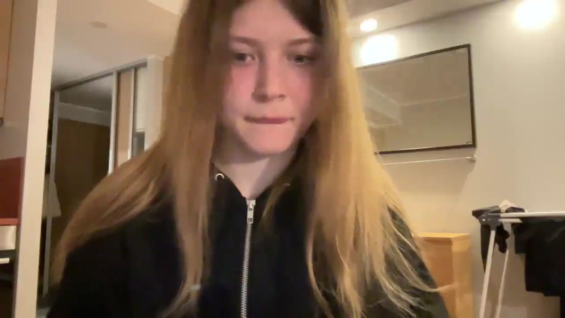 Gallery image thumbnail from Coconut_dream's myfreecams stream on, 03/10/2025, 21:38 image 8 of 20