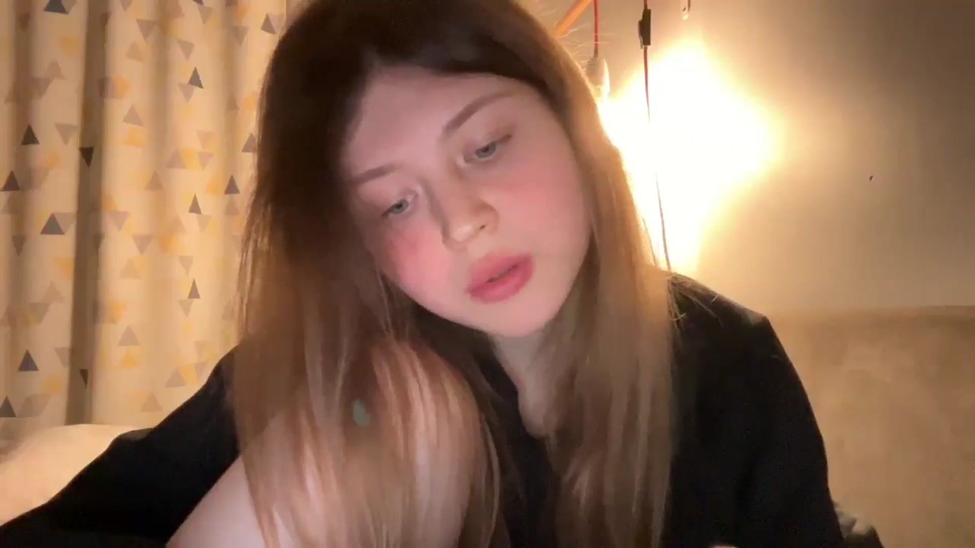 Gallery image thumbnail from Coconut_dream's myfreecams stream on, 03/13/2025, 21:37 image 17 of 20