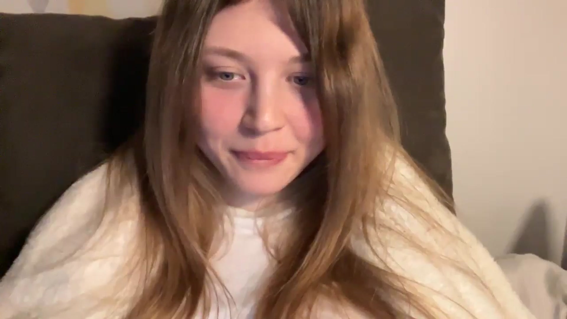 Gallery image thumbnail from Coconut_dream's myfreecams stream on, 03/15/2025, 22:18 image 15 of 20