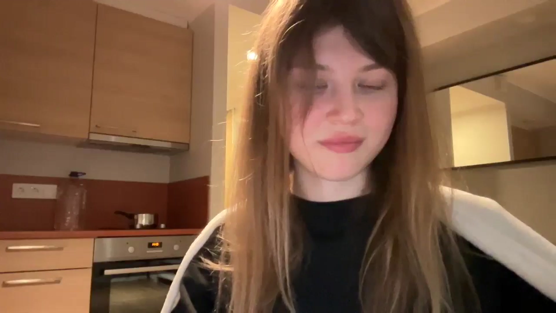 Gallery image thumbnail from Coconut_dream's myfreecams stream on, 03/17/2025, 19:48 image 18 of 20