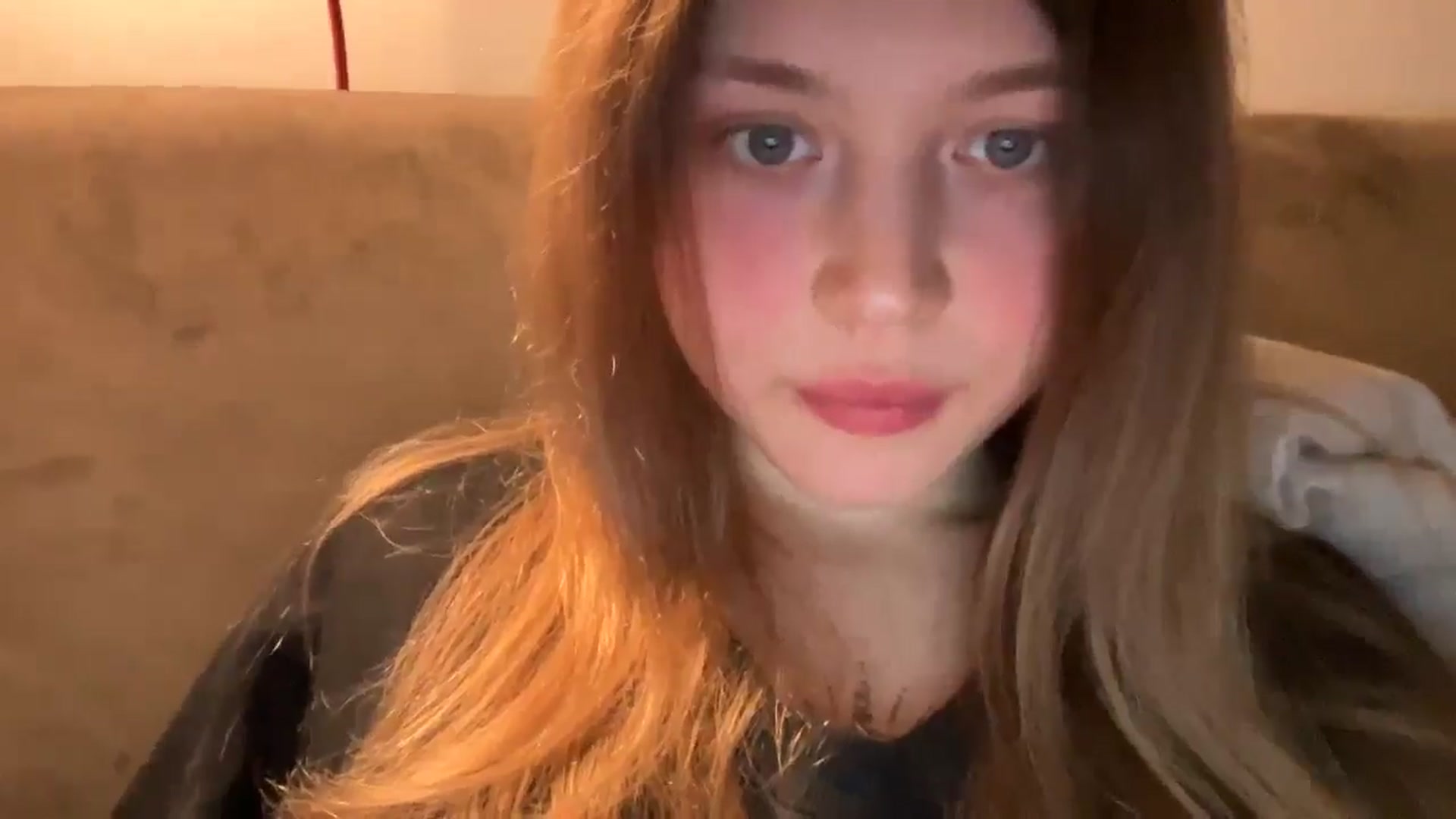 Gallery image thumbnail from Coconut_dream's myfreecams stream on, 03/20/2025, 21:39 image 7 of 20