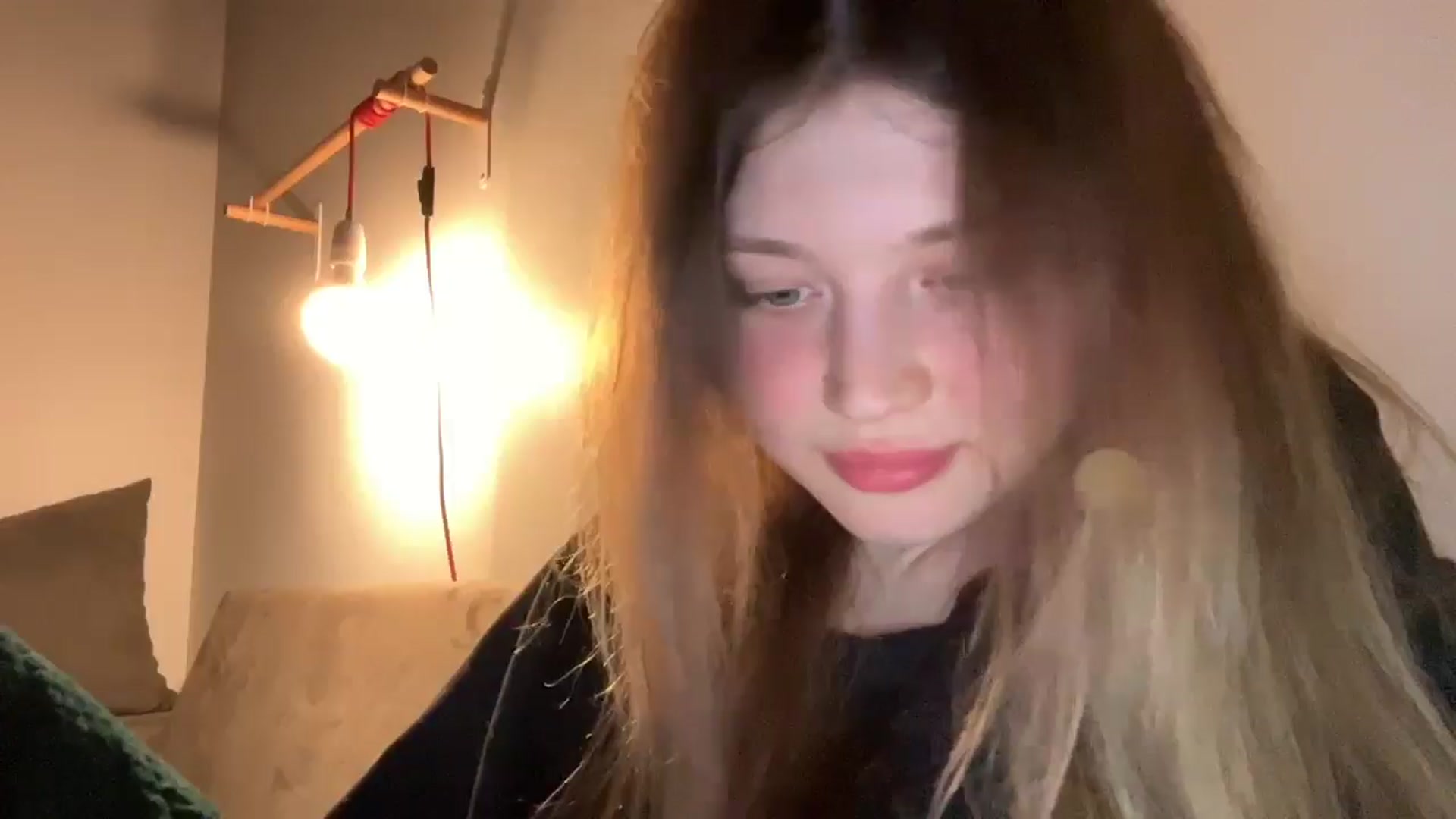 Gallery image thumbnail from Coconut_dream's myfreecams stream on, 03/20/2025, 21:39 image 13 of 20