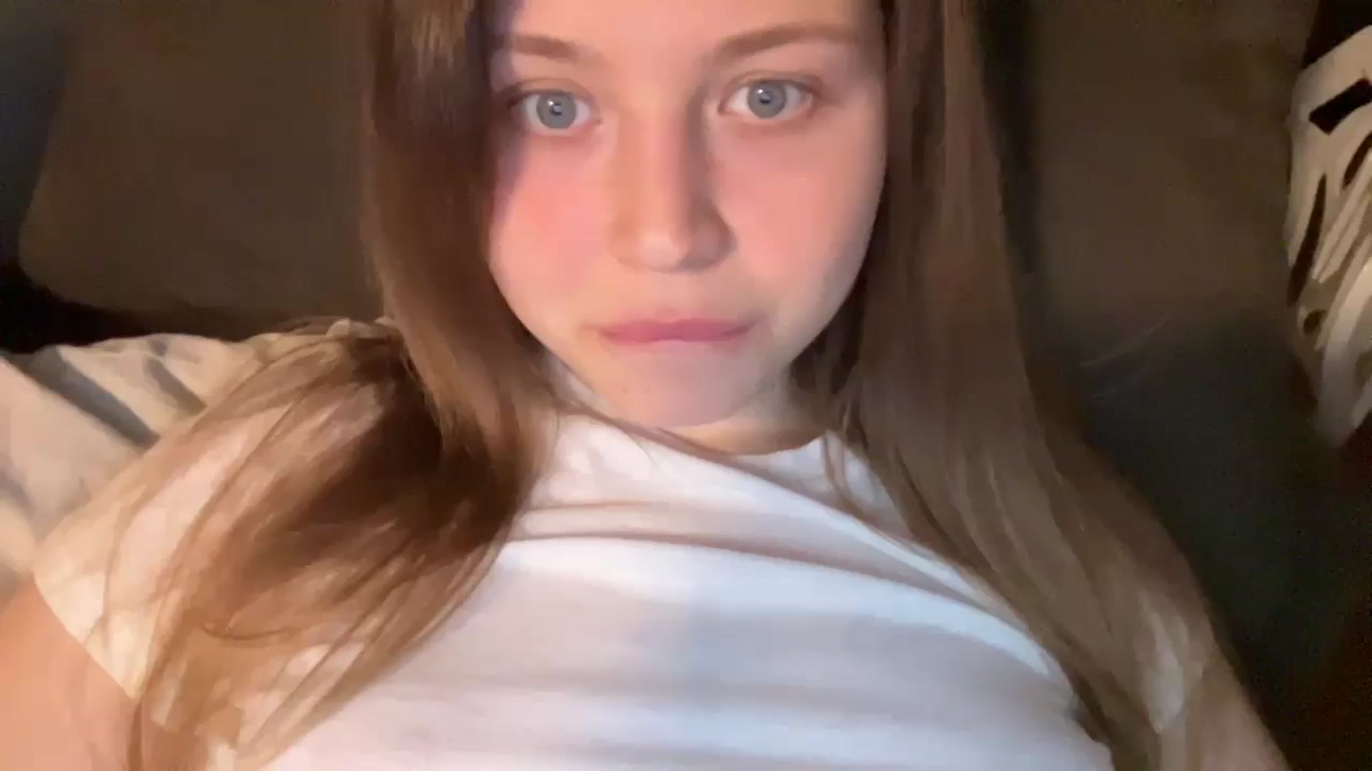 Gallery image thumbnail from Coconut_dream's myfreecams stream on, 03/21/2025, 20:23 image 16 of 20