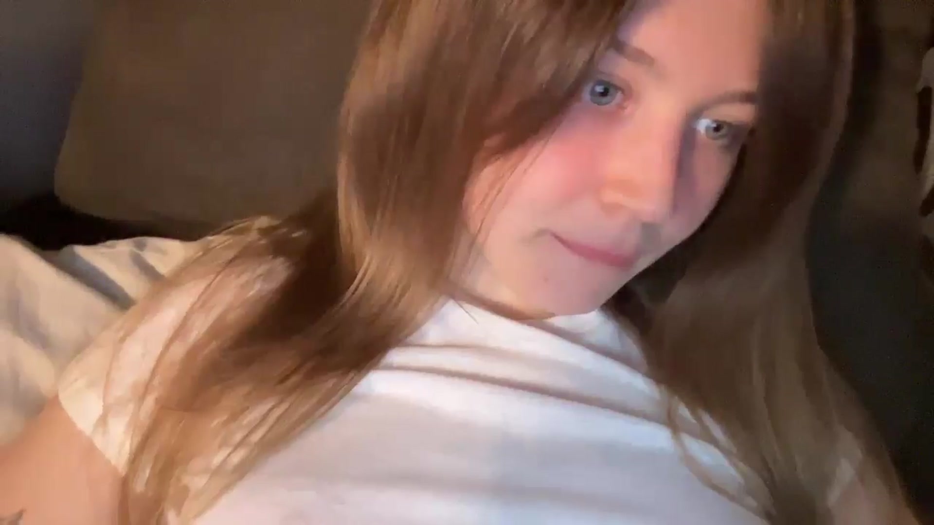 Gallery image thumbnail from Coconut_dream's myfreecams stream on, 03/21/2025, 20:23 image 4 of 20