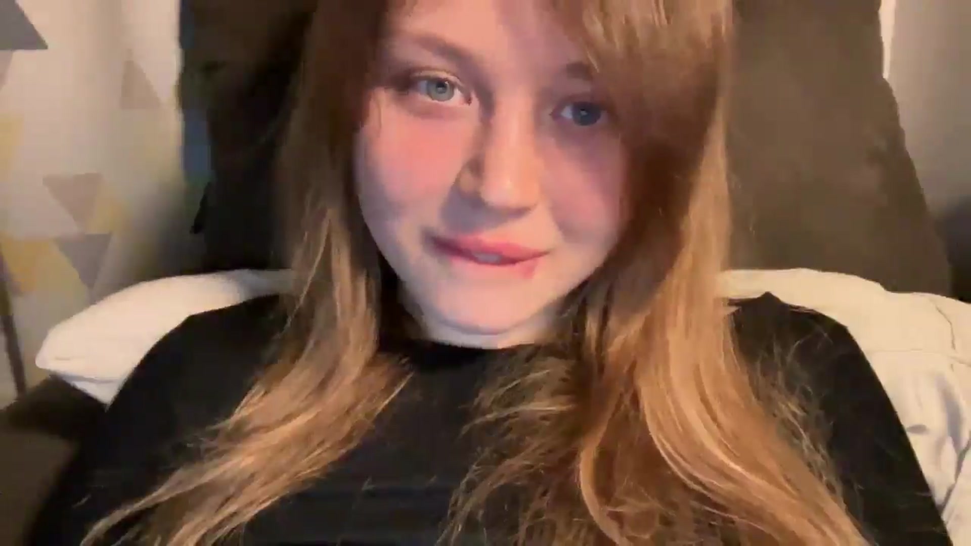 Gallery image thumbnail from Coconut_dream's myfreecams stream on, 03/23/2025, 21:29 image 9 of 20