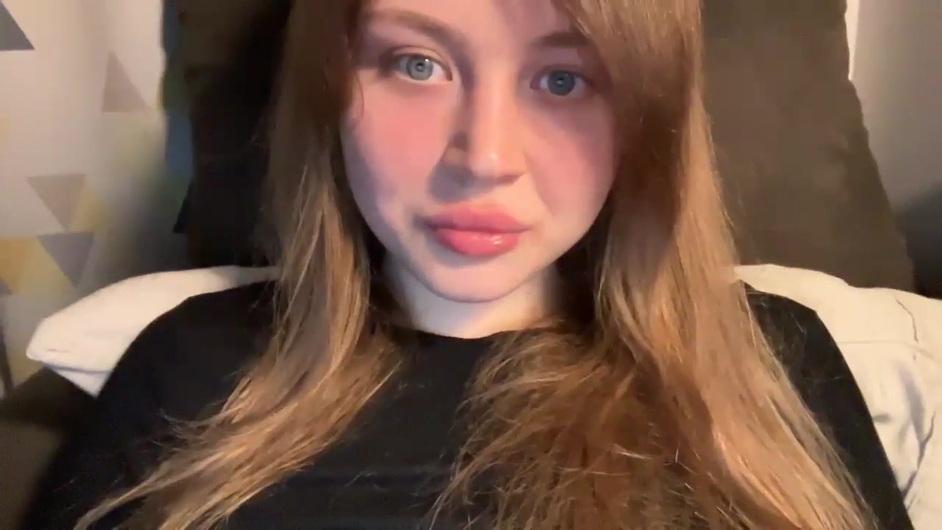 Gallery image thumbnail from Coconut_dream's myfreecams stream on, 03/23/2025, 21:29 image 3 of 20
