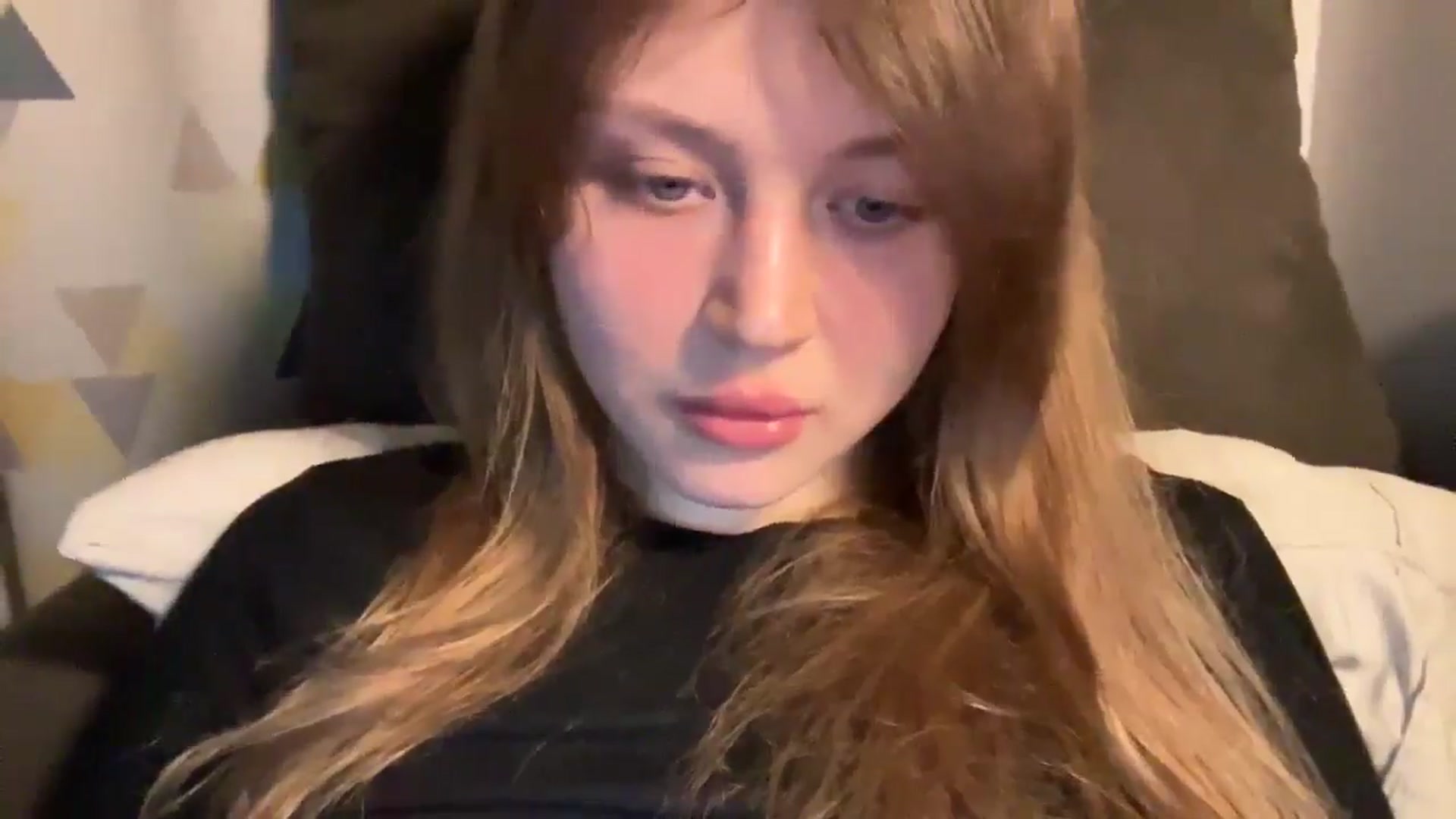 Gallery image thumbnail from Coconut_dream's myfreecams stream on, 03/23/2025, 21:29 image 7 of 20