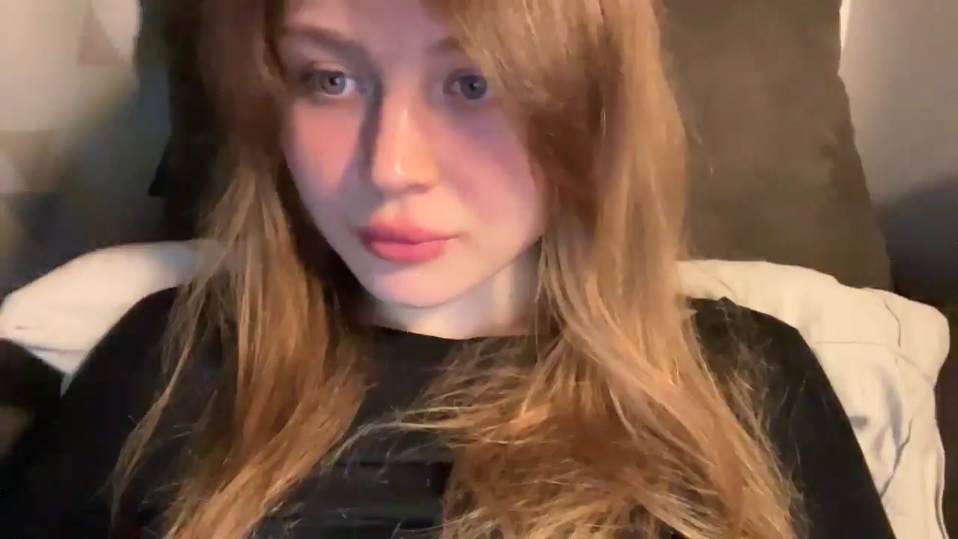 Gallery image thumbnail from Coconut_dream's myfreecams stream on, 03/23/2025, 21:29 image 18 of 20