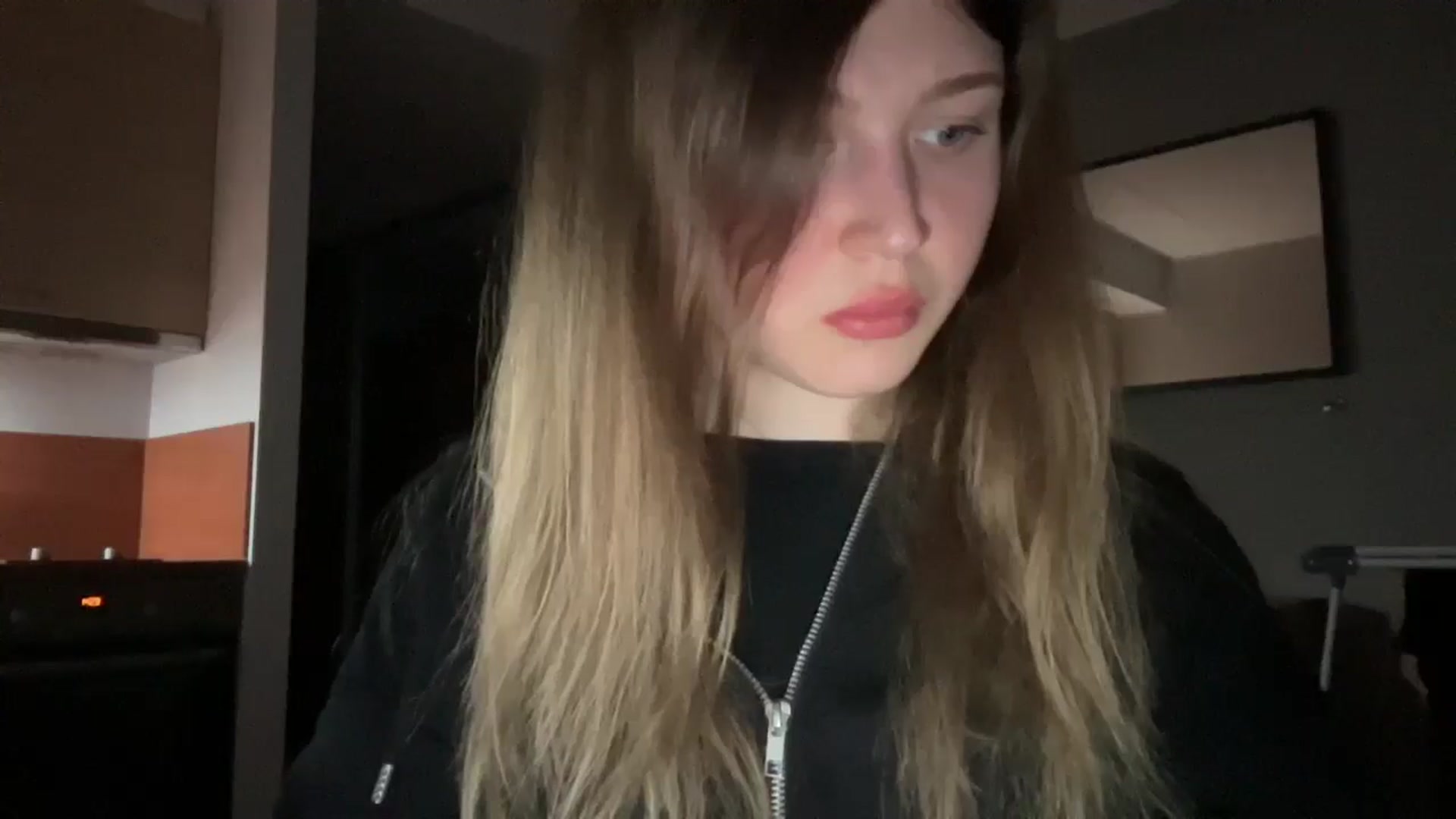 Gallery image thumbnail from Coconut_dream's myfreecams stream on, 03/26/2025, 19:19 image 10 of 20