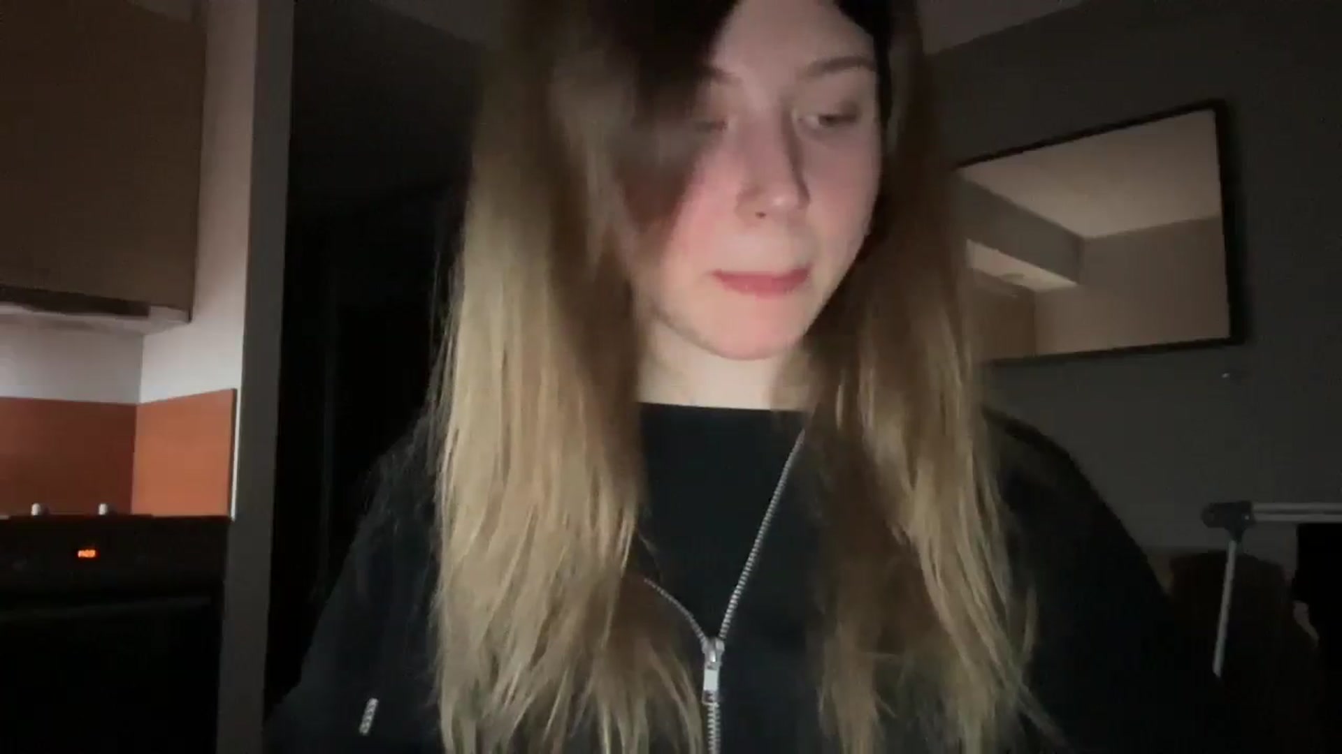 Gallery image thumbnail from Coconut_dream's myfreecams stream on, 03/26/2025, 19:19 image 8 of 20