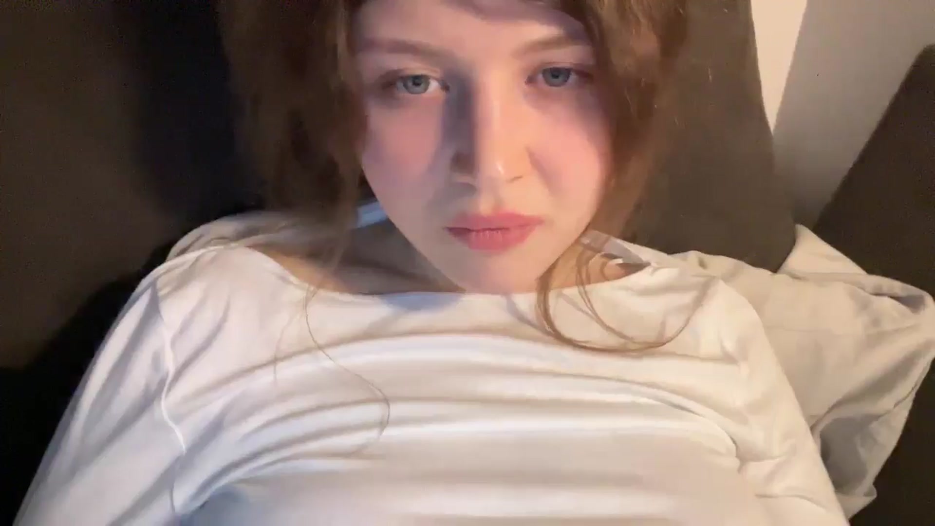 Gallery image thumbnail from Coconut_dream's myfreecams stream on, 03/26/2025, 21:31 image 15 of 20