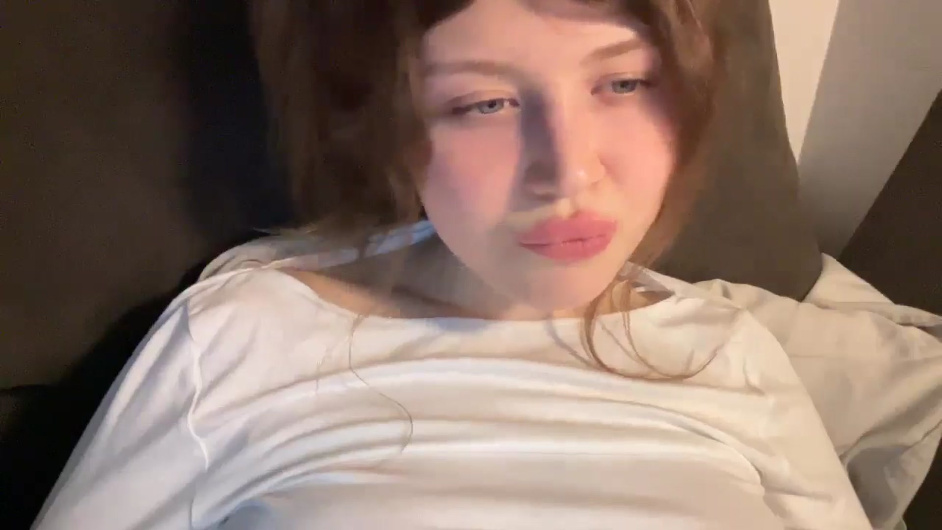 Gallery image thumbnail from Coconut_dream's myfreecams stream on, 03/26/2025, 21:31 image 13 of 20