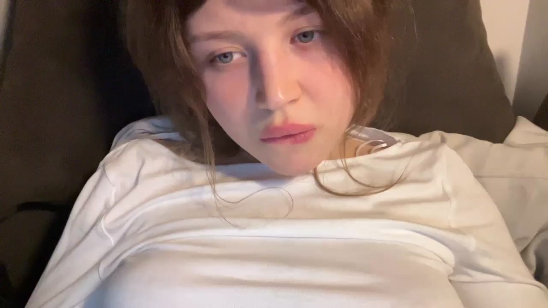 Gallery image thumbnail from Coconut_dream's myfreecams stream on, 03/26/2025, 21:31 image 19 of 20