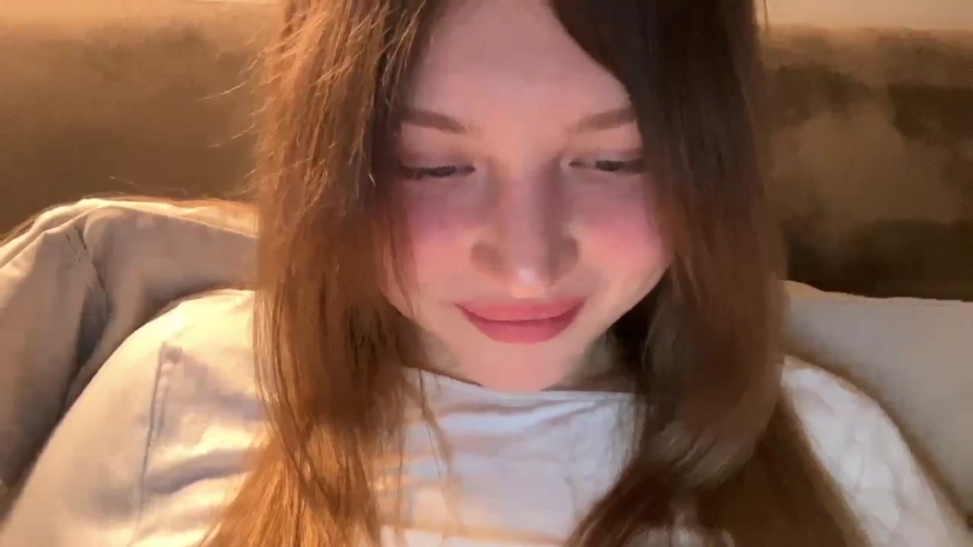 Gallery image thumbnail from Coconut_dream's myfreecams stream on, 03/27/2025, 20:05 image 11 of 20