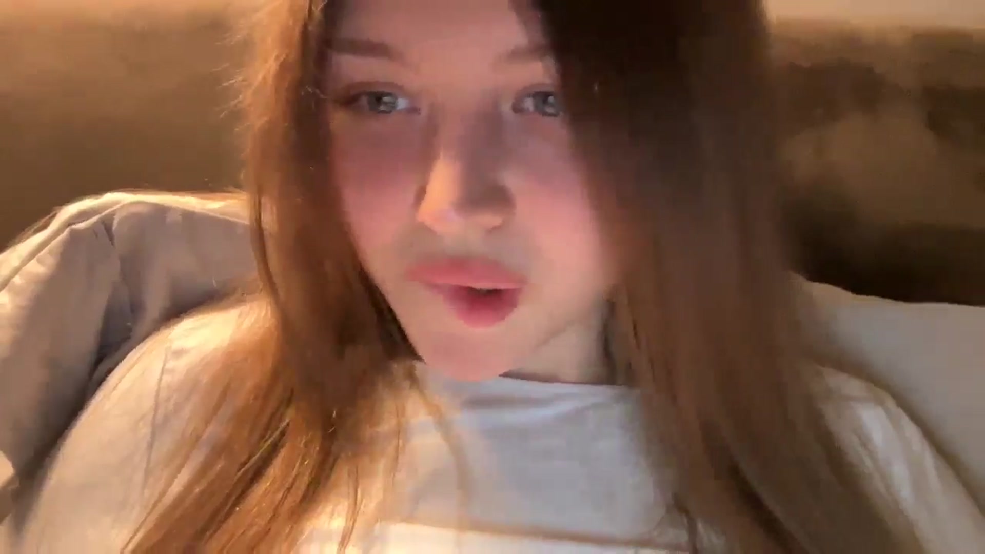 Gallery image thumbnail from Coconut_dream's myfreecams stream on, 03/27/2025, 20:05 image 17 of 20