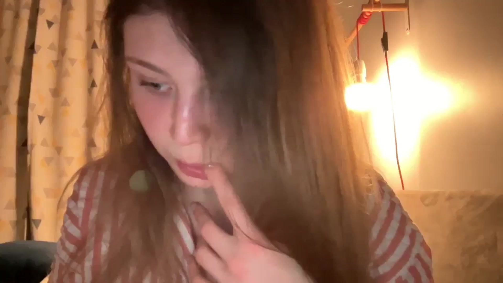 Gallery image thumbnail from Coconut_dream's myfreecams stream on, 03/30/2025, 19:54 image 6 of 20