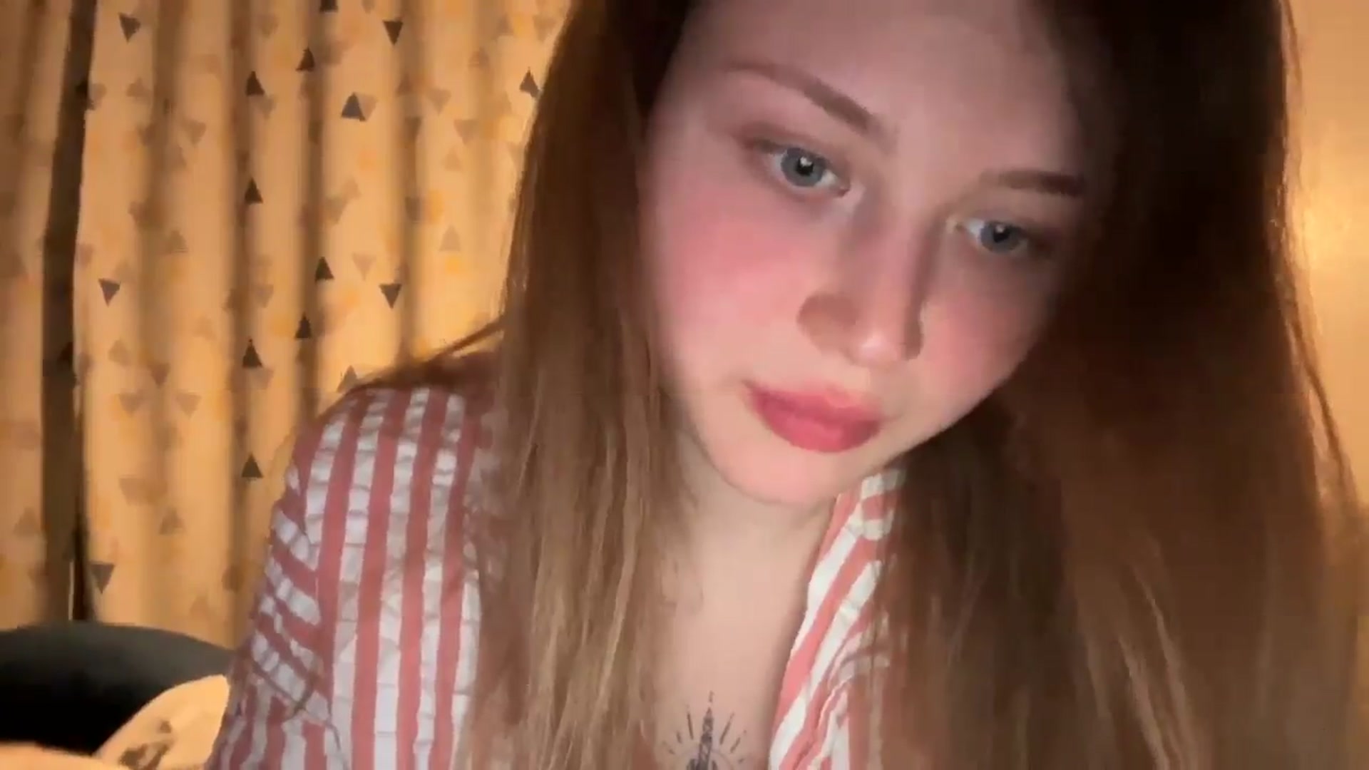 Gallery image thumbnail from Coconut_dream's myfreecams stream on, 03/30/2025, 19:54 image 10 of 20