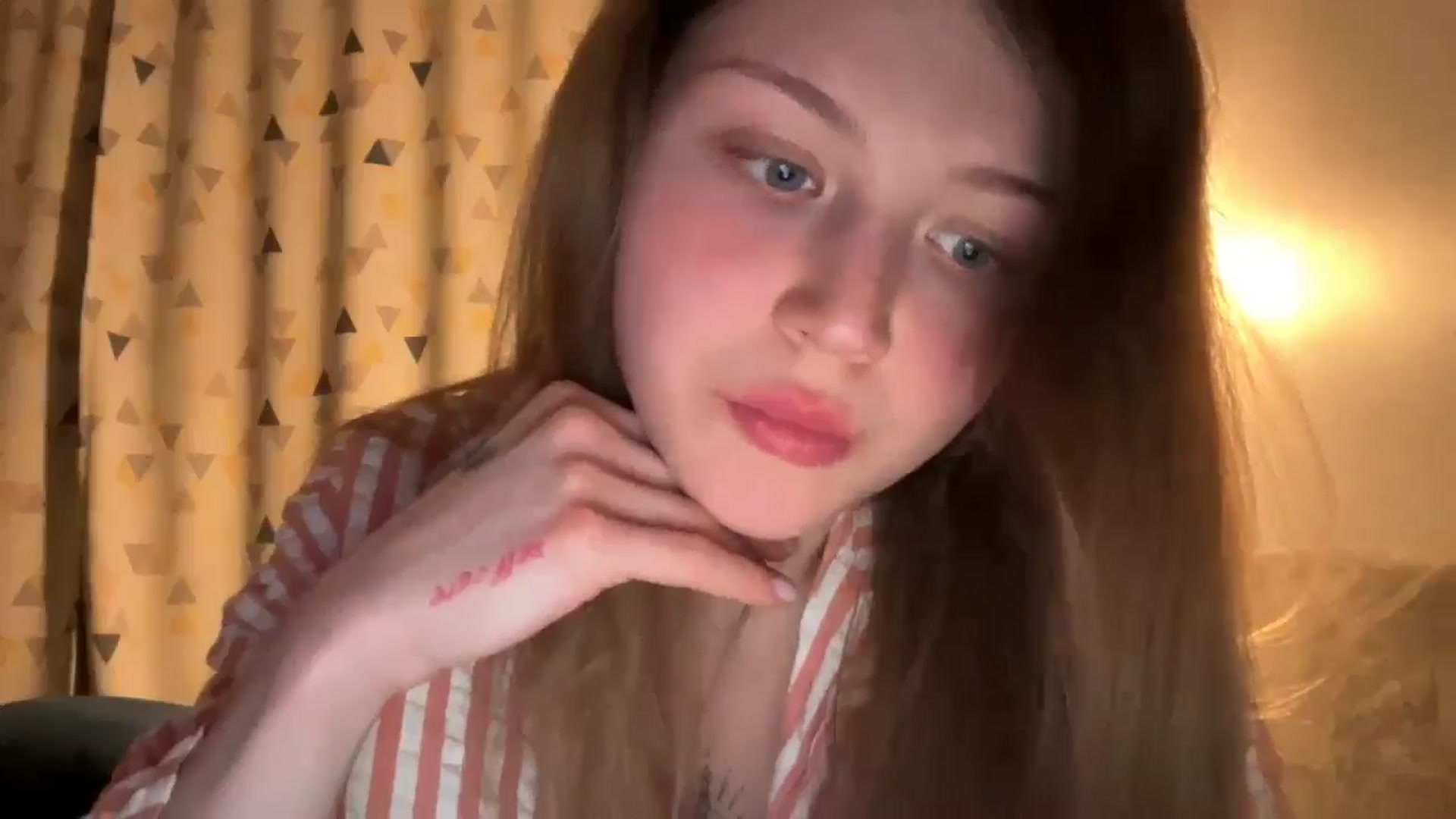 Gallery image thumbnail from Coconut_dream's myfreecams stream on, 03/30/2025, 19:54 image 19 of 20