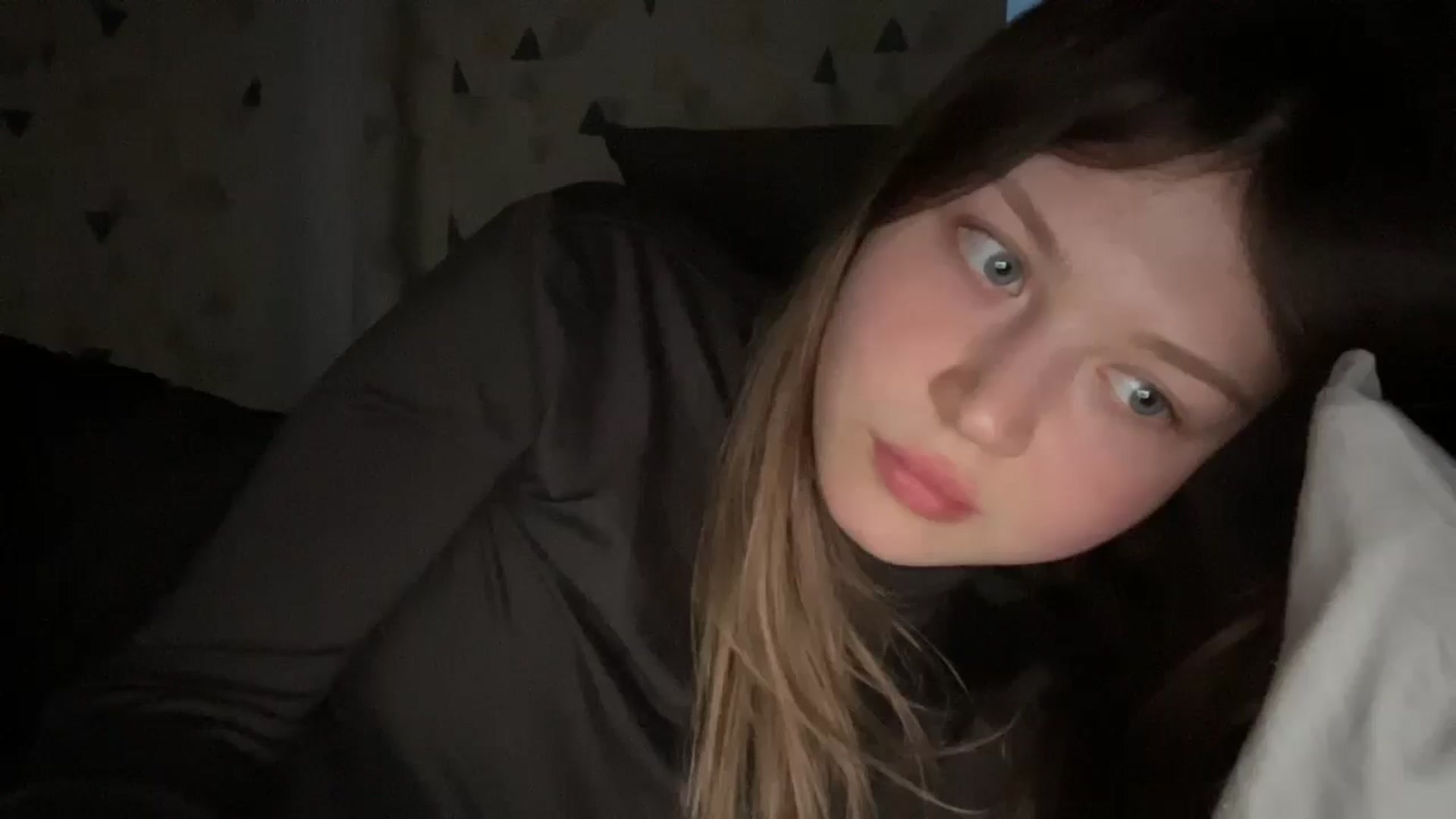 Gallery image thumbnail from Coconut_dream's myfreecams stream on, 03/31/2025, 17:32 image 13 of 20