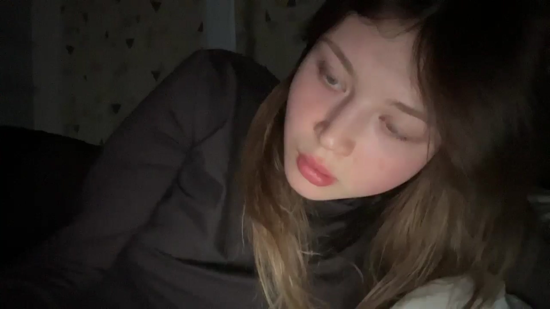 Gallery image thumbnail from Coconut_dream's myfreecams stream on, 03/31/2025, 17:32 image 5 of 20