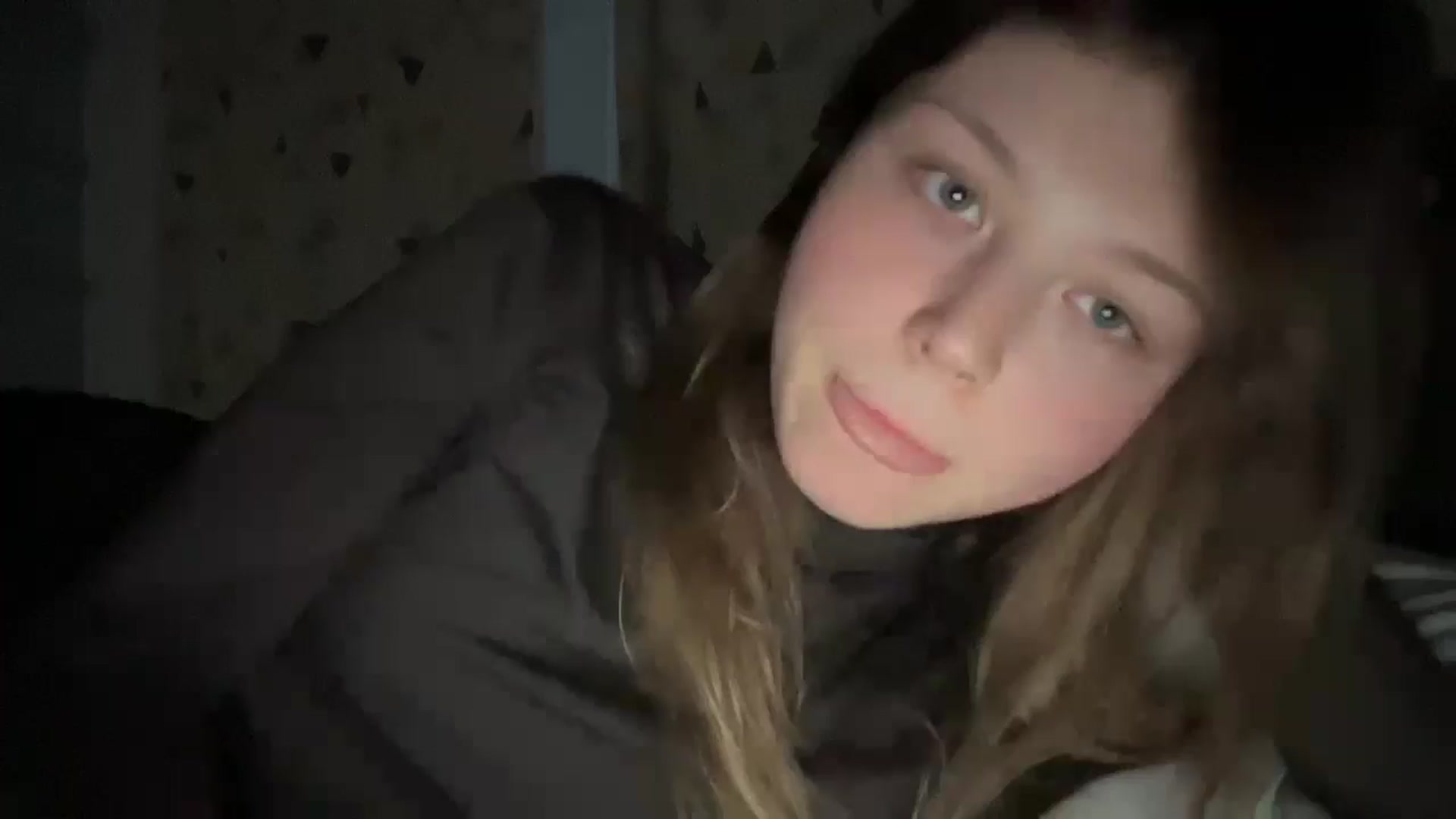 Gallery image thumbnail from Coconut_dream's myfreecams stream on, 03/31/2025, 17:32 image 1 of 20
