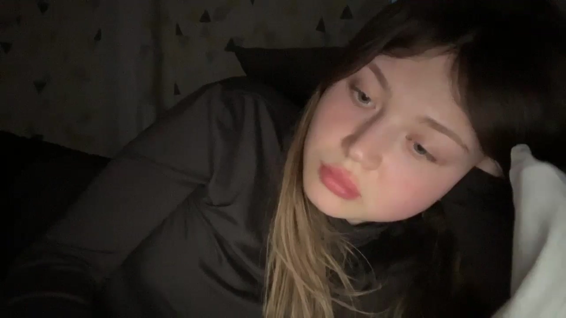 Gallery image thumbnail from Coconut_dream's myfreecams stream on, 03/31/2025, 17:32 image 16 of 20