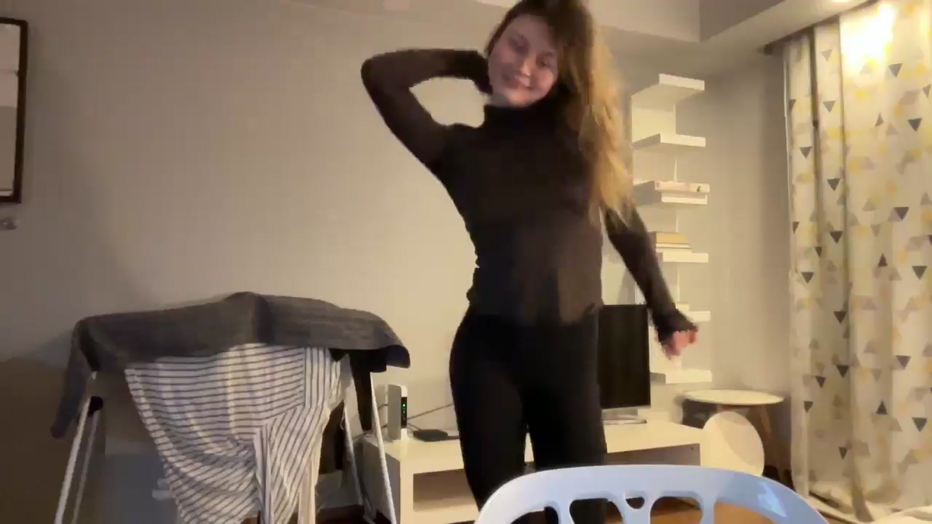 Gallery image thumbnail from Coconut_dream's myfreecams stream on, 03/31/2025, 18:20 image 11 of 20