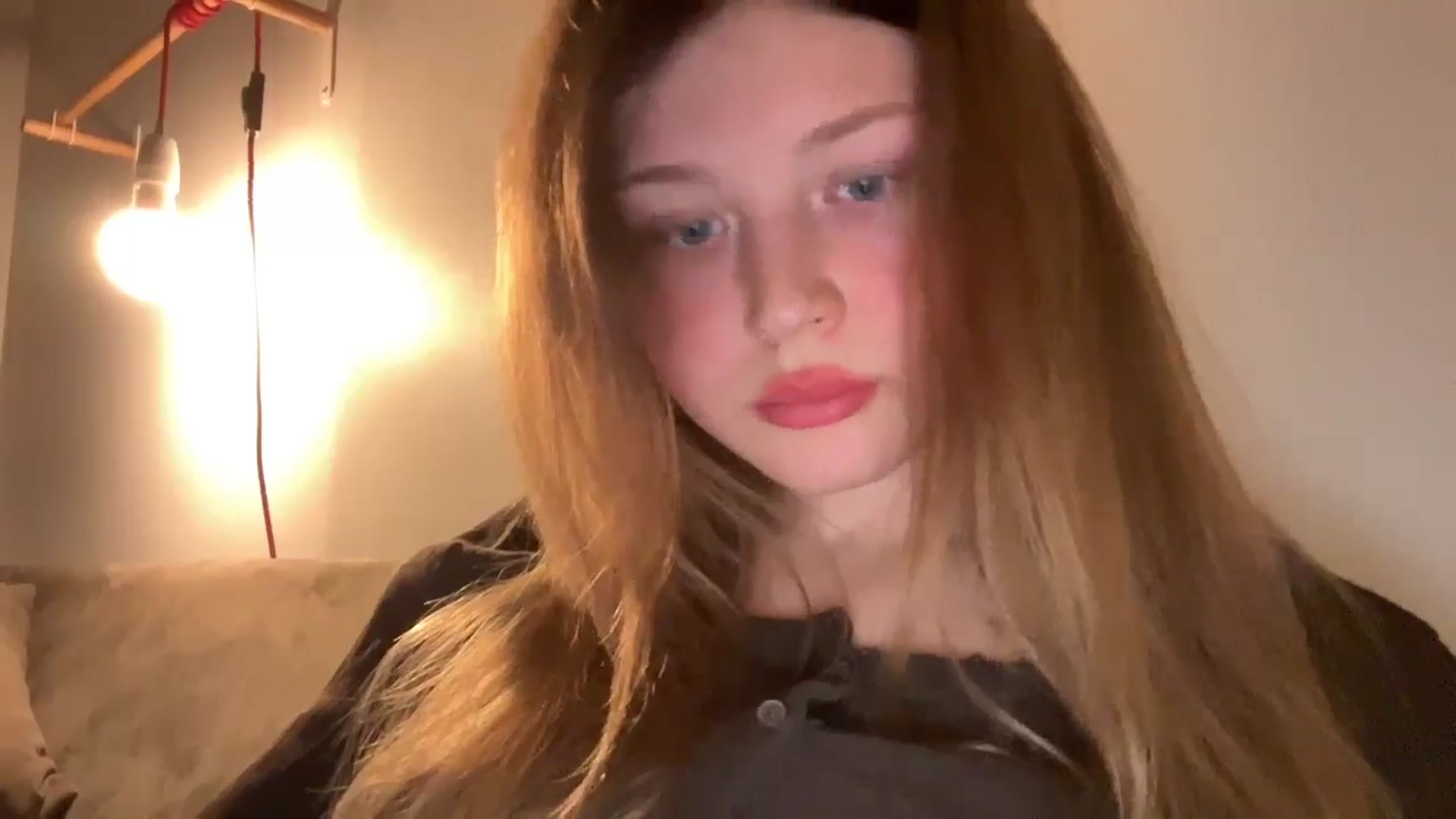 Gallery image thumbnail from Coconut_dream's myfreecams stream on, 04/02/2025, 18:06 image 10 of 20