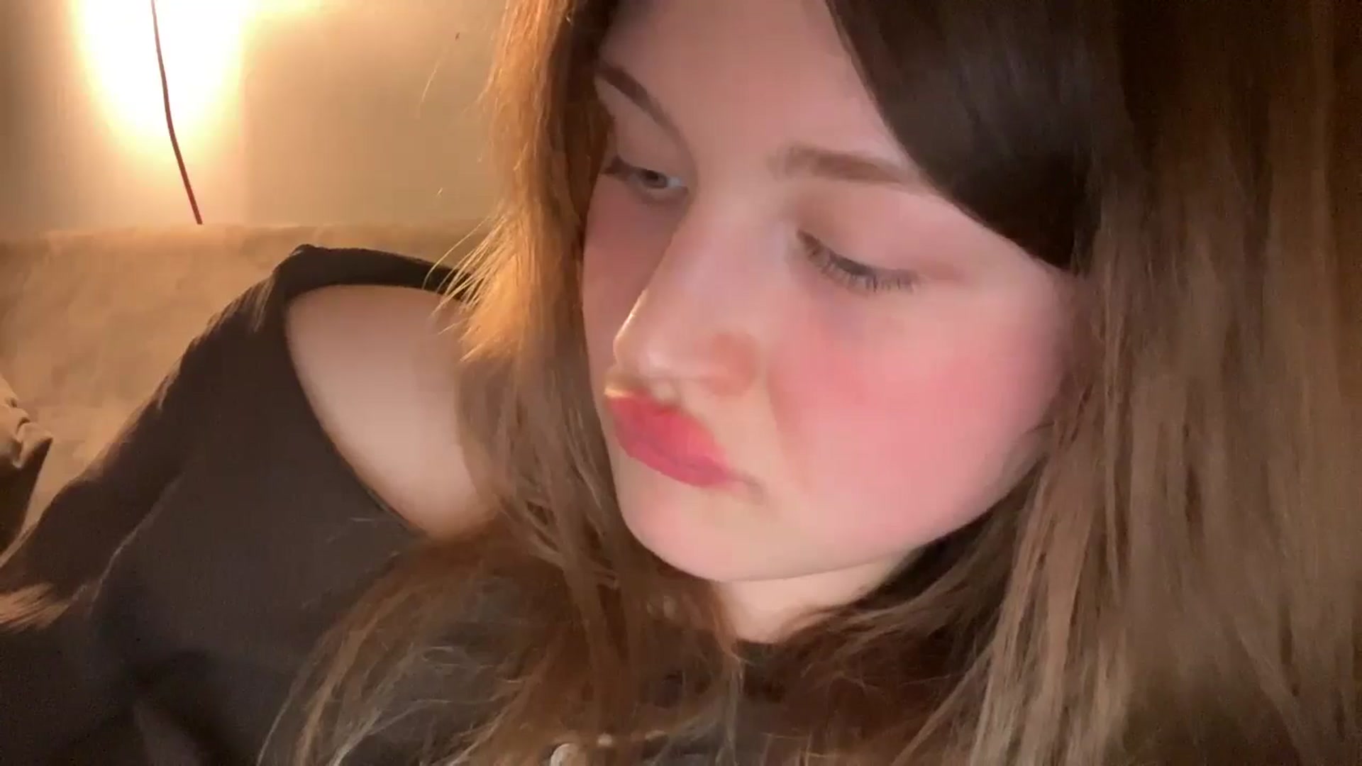 Gallery image thumbnail from Coconut_dream's myfreecams stream on, 04/02/2025, 19:37 image 3 of 20