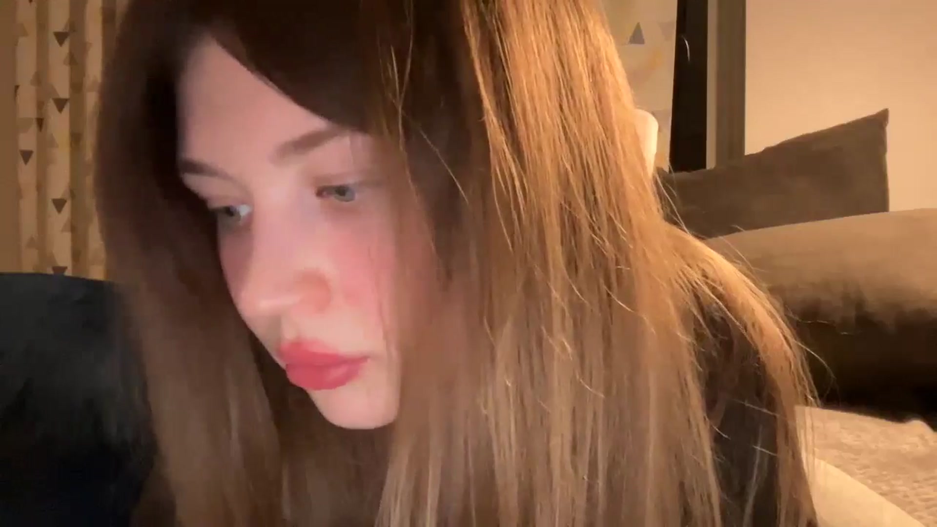 Gallery image thumbnail from Coconut_dream's myfreecams stream on, 04/02/2025, 19:37 image 6 of 20