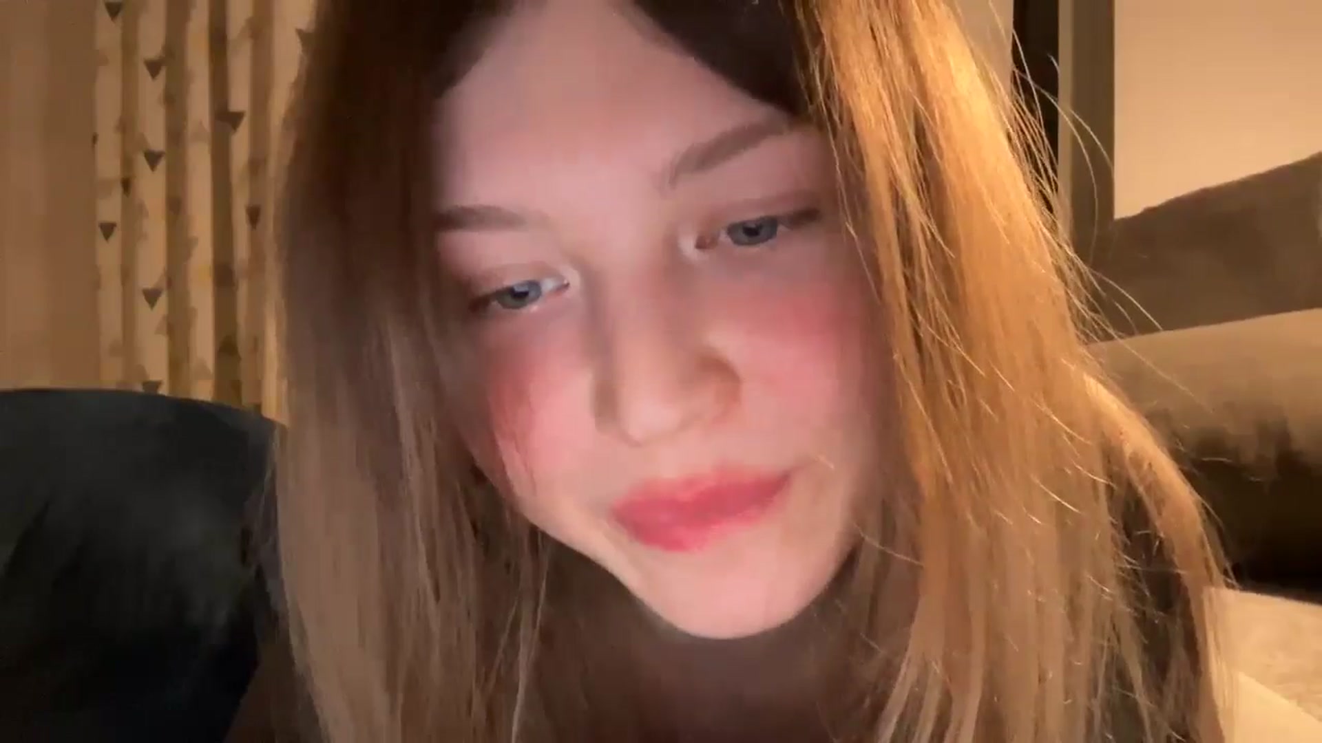 Gallery image thumbnail from Coconut_dream's myfreecams stream on, 04/02/2025, 19:37 image 7 of 20