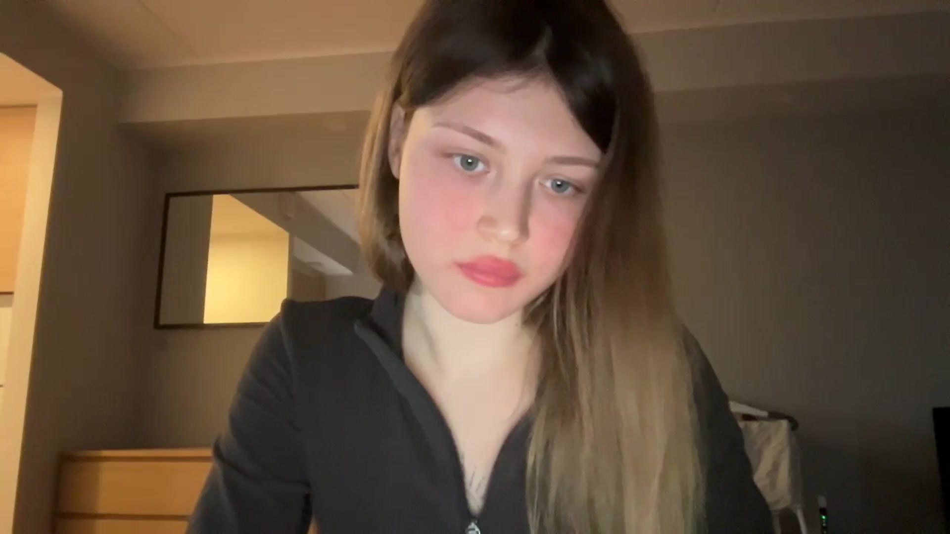 Gallery image thumbnail from Coconut_dream's myfreecams stream on, 04/04/2025, 17:09 image 6 of 20