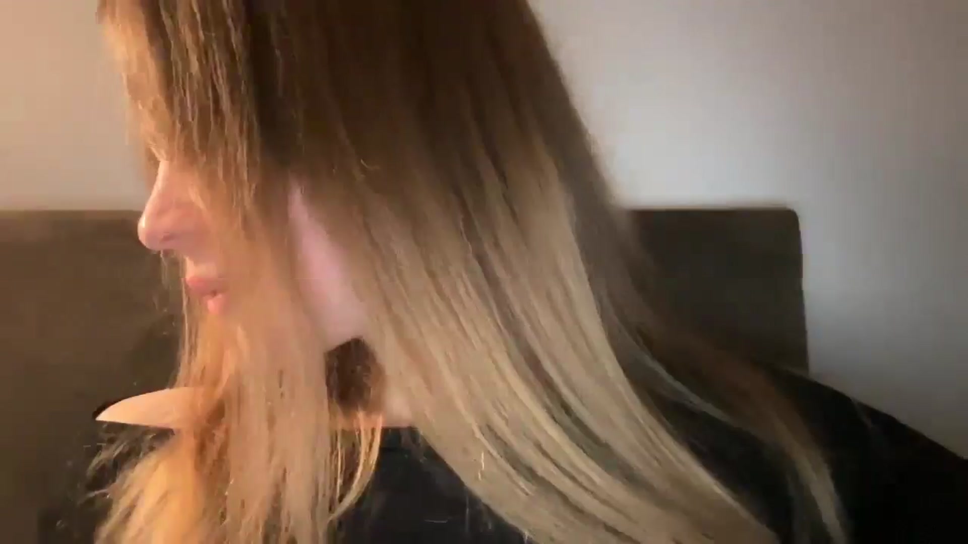 Gallery image thumbnail from Coconut_dream's myfreecams stream on, 04/04/2025, 19:31 image 6 of 20