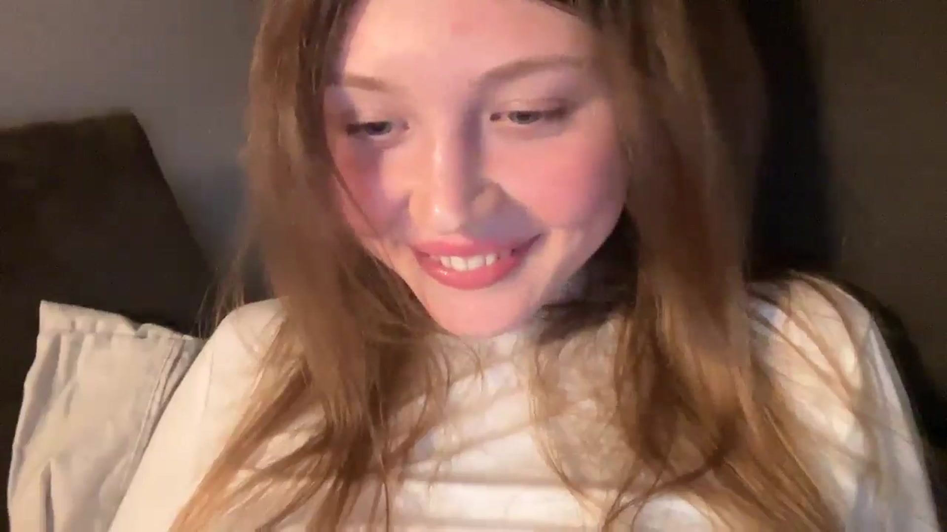 Gallery image thumbnail from Coconut_dream's myfreecams stream on, 04/06/2025, 20:59 image 14 of 20