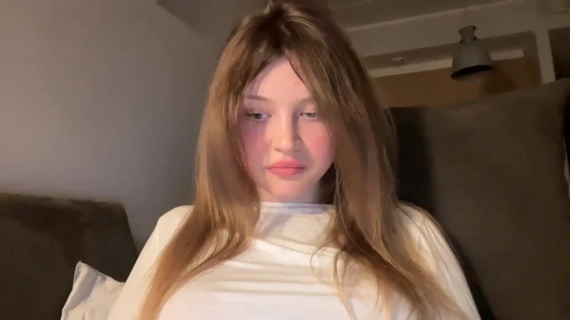 Gallery image thumbnail from Coconut_dream's myfreecams stream on, 04/06/2025, 20:59 image 3 of 20