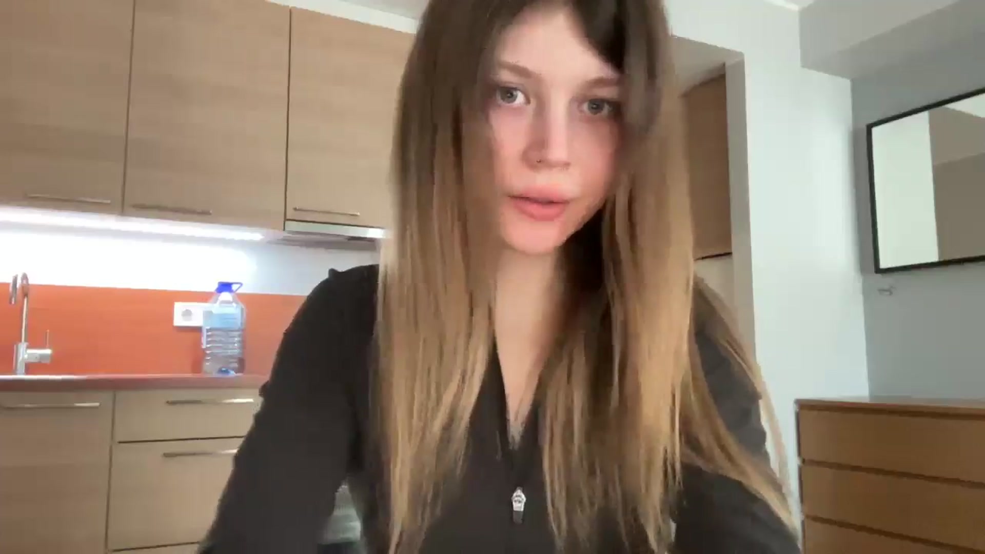 Gallery image thumbnail from Coconut_dream's myfreecams stream on, 04/13/2025, 10:16 image 5 of 20