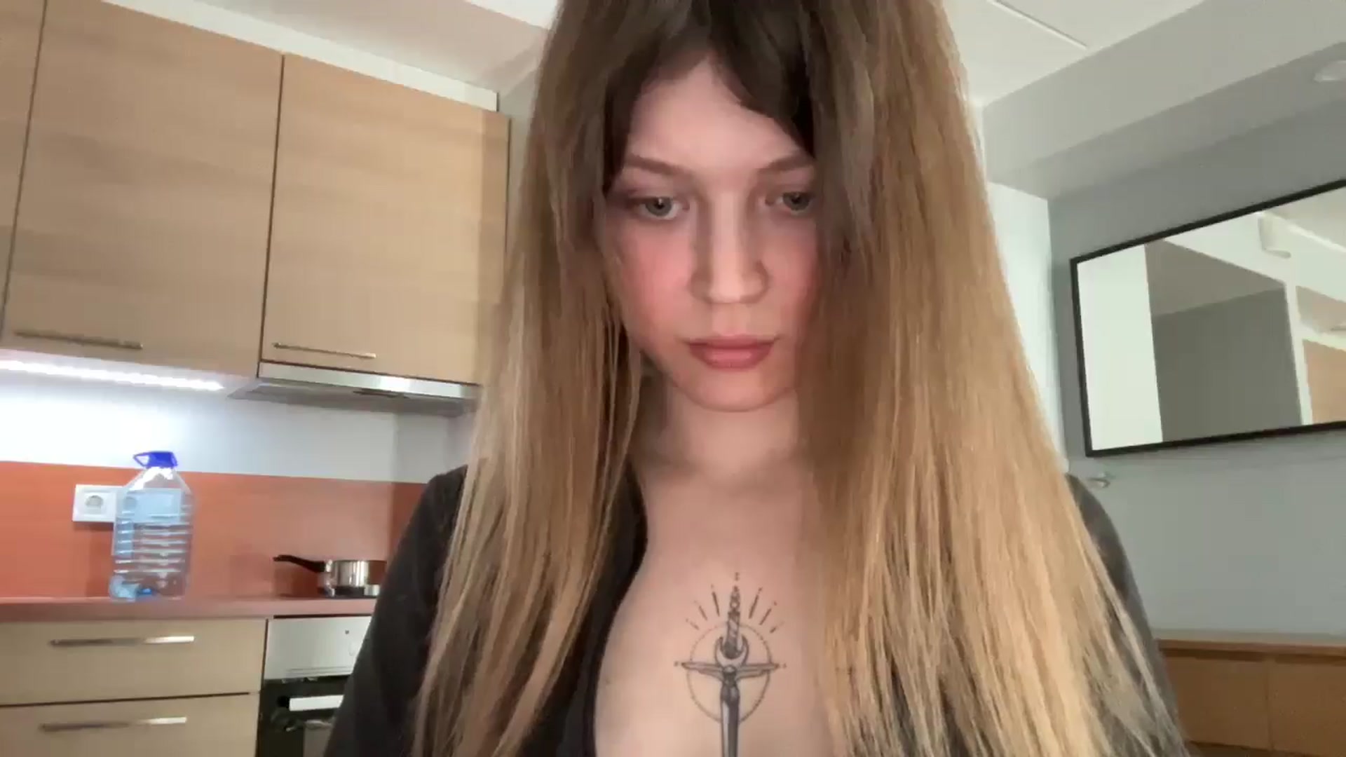 Gallery image thumbnail from Coconut_dream's myfreecams stream on, 04/13/2025, 10:53 image 3 of 20