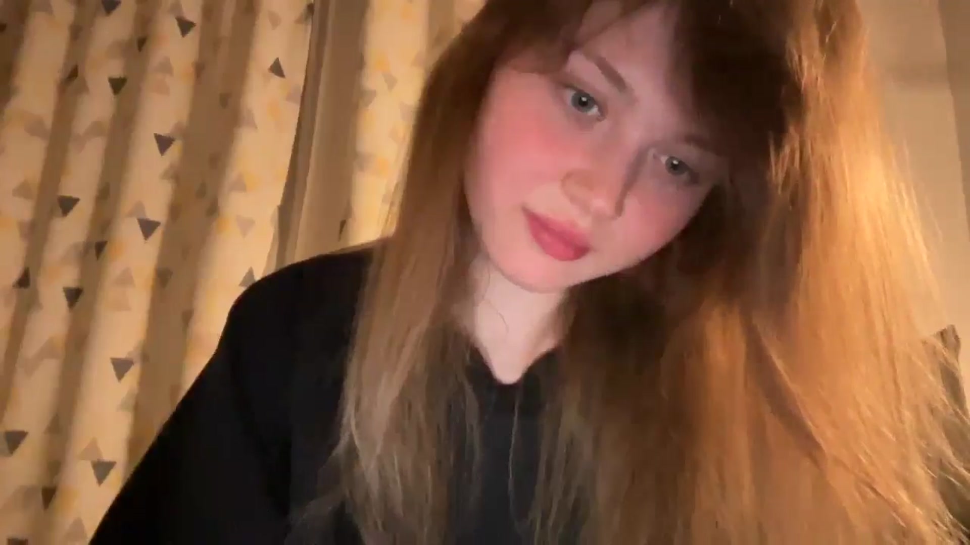 Gallery image thumbnail from Coconut_dream's myfreecams stream on, 04/14/2025, 19:28 image 7 of 20
