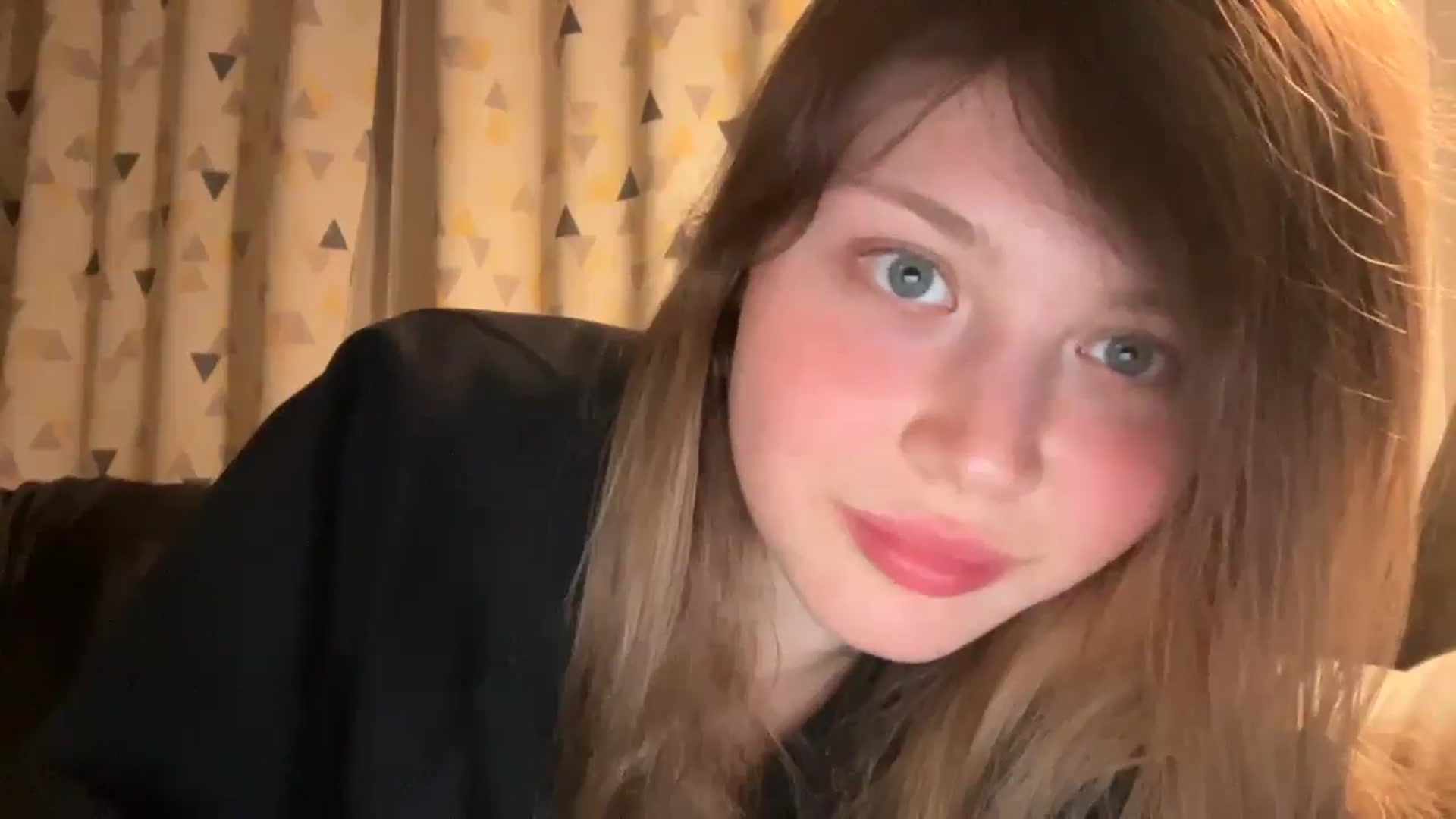 Gallery image thumbnail from Coconut_dream's myfreecams stream on, 04/14/2025, 19:28 image 18 of 20