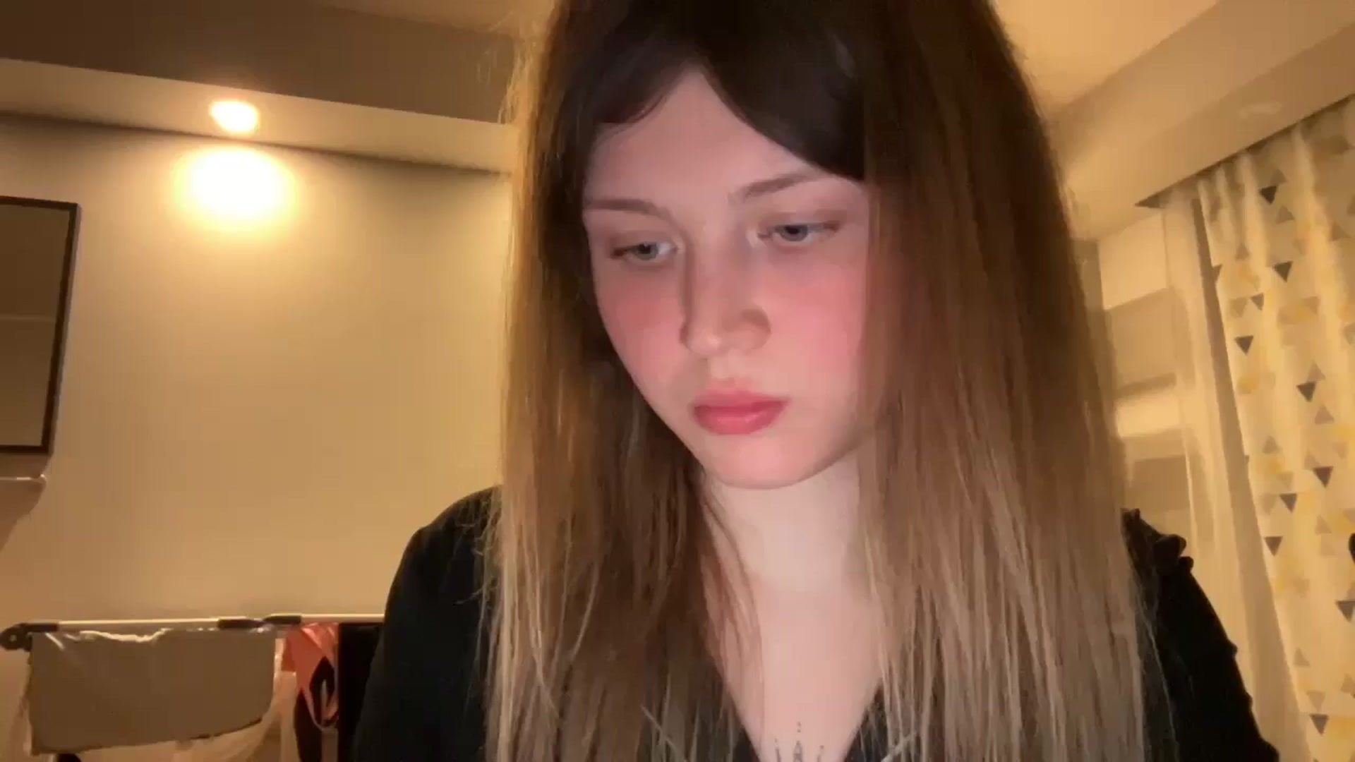 Gallery image thumbnail from Coconut_dream's myfreecams stream on, 04/15/2025, 21:06 image 9 of 20
