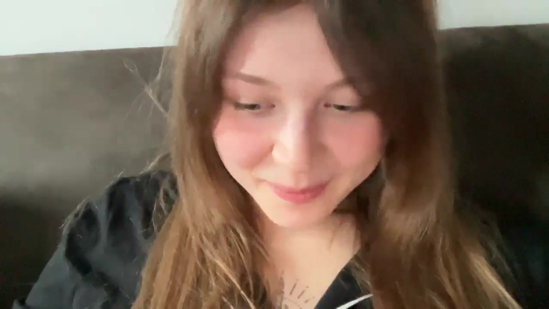 Gallery image thumbnail from Coconut_dream's myfreecams stream on, 04/16/2025, 07:20 image 3 of 20