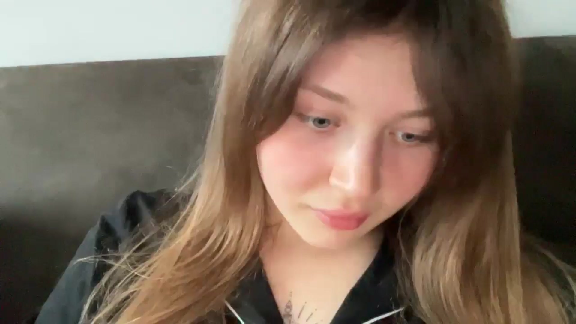 Gallery image thumbnail from Coconut_dream's myfreecams stream on, 04/16/2025, 07:20 image 6 of 20