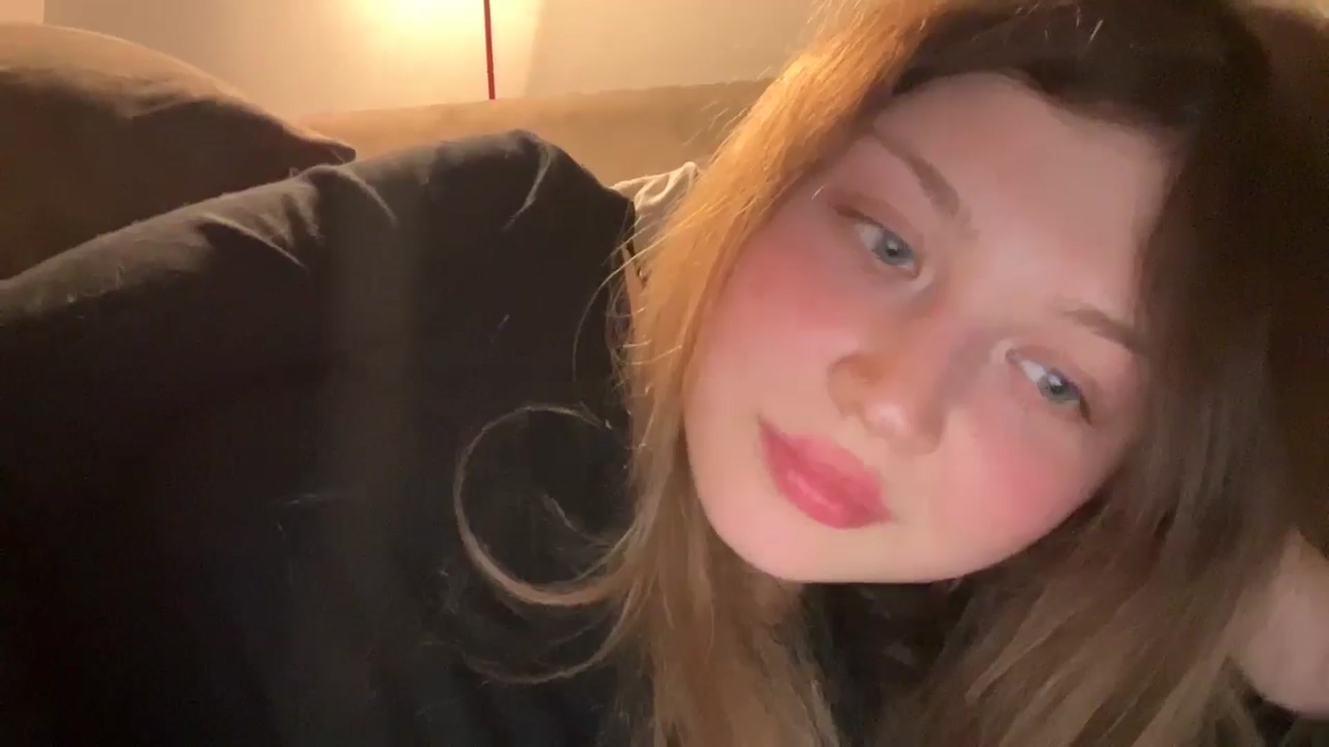 Gallery image thumbnail from Coconut_dream's myfreecams stream on, 04/17/2025, 21:12 image 11 of 20