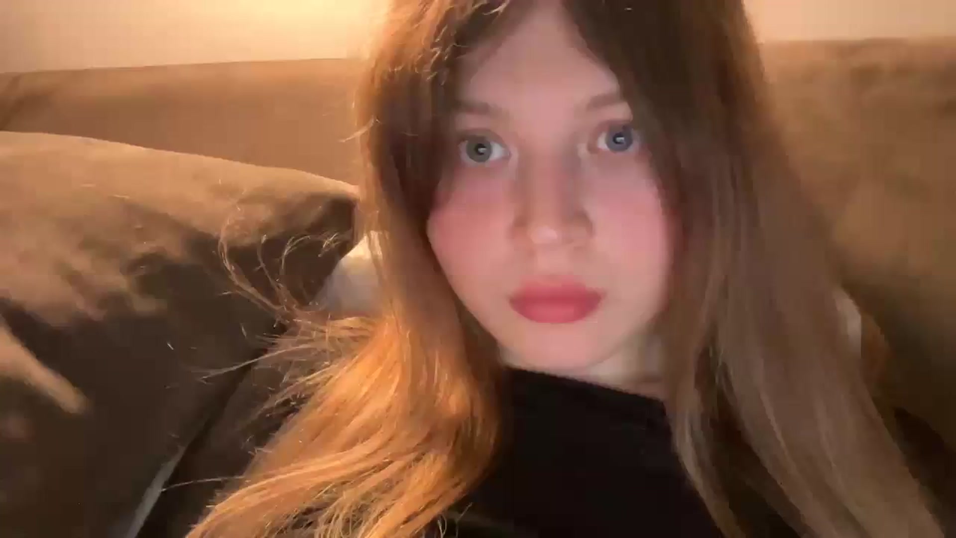 Gallery image thumbnail from Coconut_dream's myfreecams stream on, 04/17/2025, 21:12 image 18 of 20