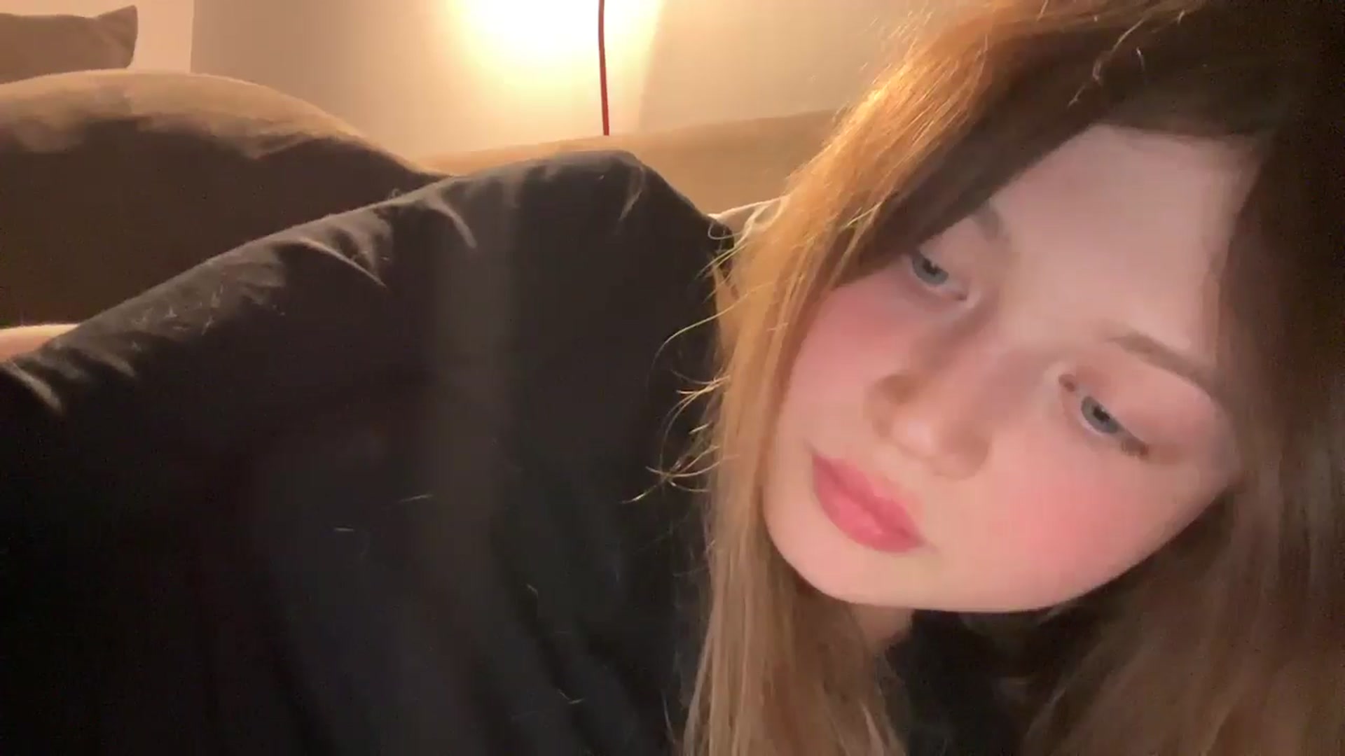 Gallery image thumbnail from Coconut_dream's myfreecams stream on, 04/17/2025, 21:12 image 2 of 20