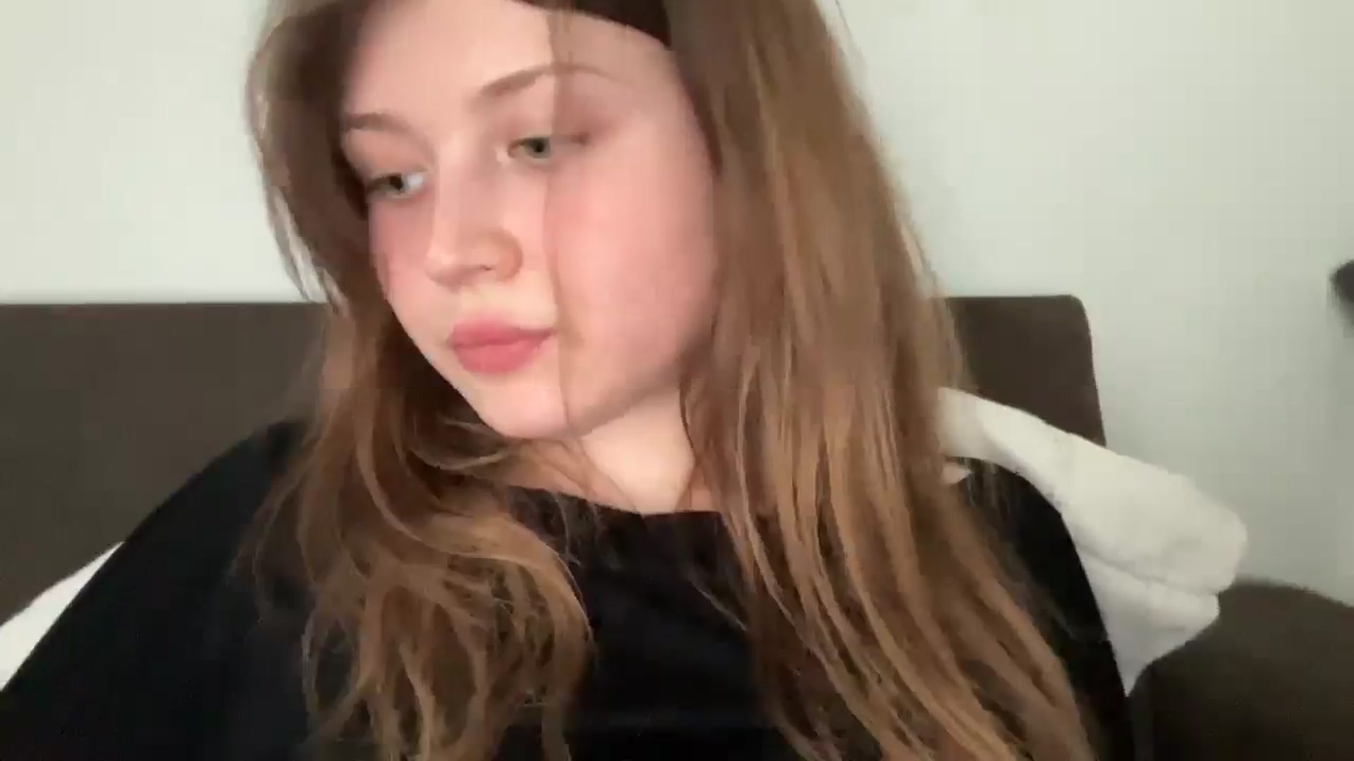 Gallery image thumbnail from Coconut_dream's myfreecams stream on, 04/18/2025, 16:17 image 14 of 20