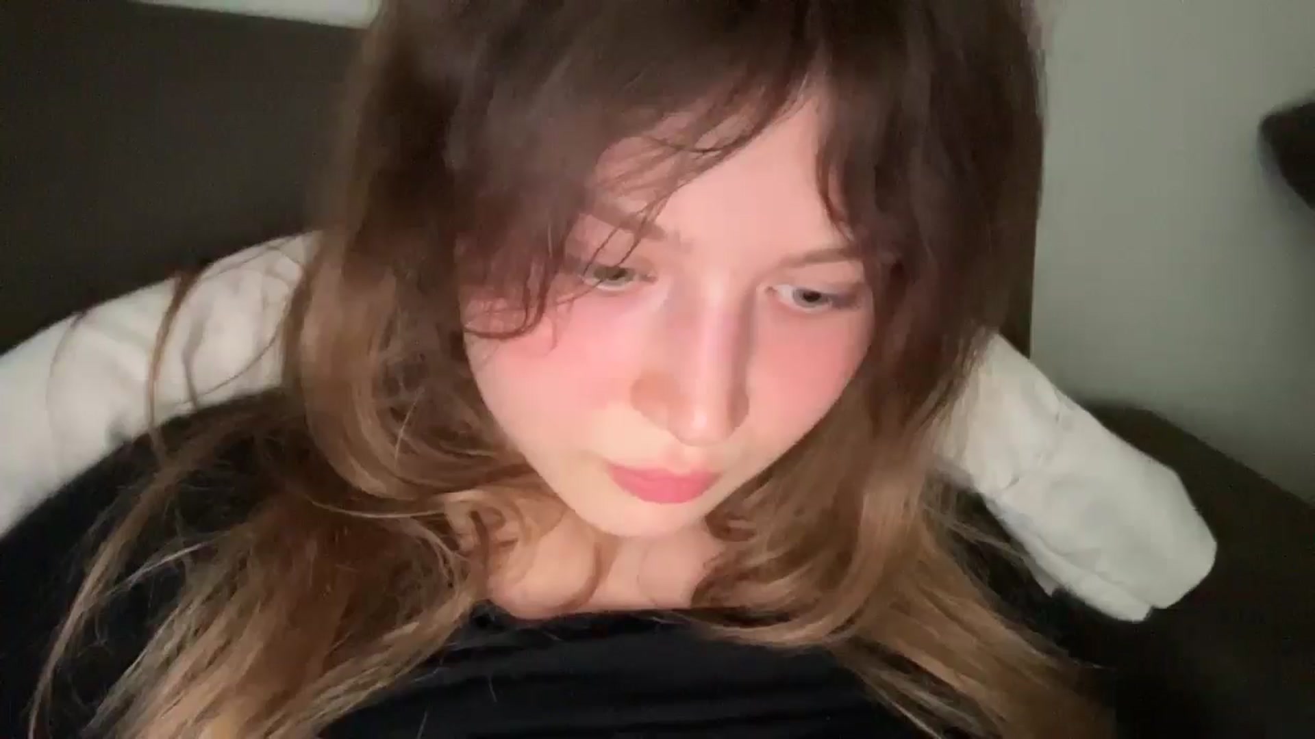 Gallery image thumbnail from Coconut_dream's myfreecams stream on, 04/18/2025, 16:47 image 10 of 20