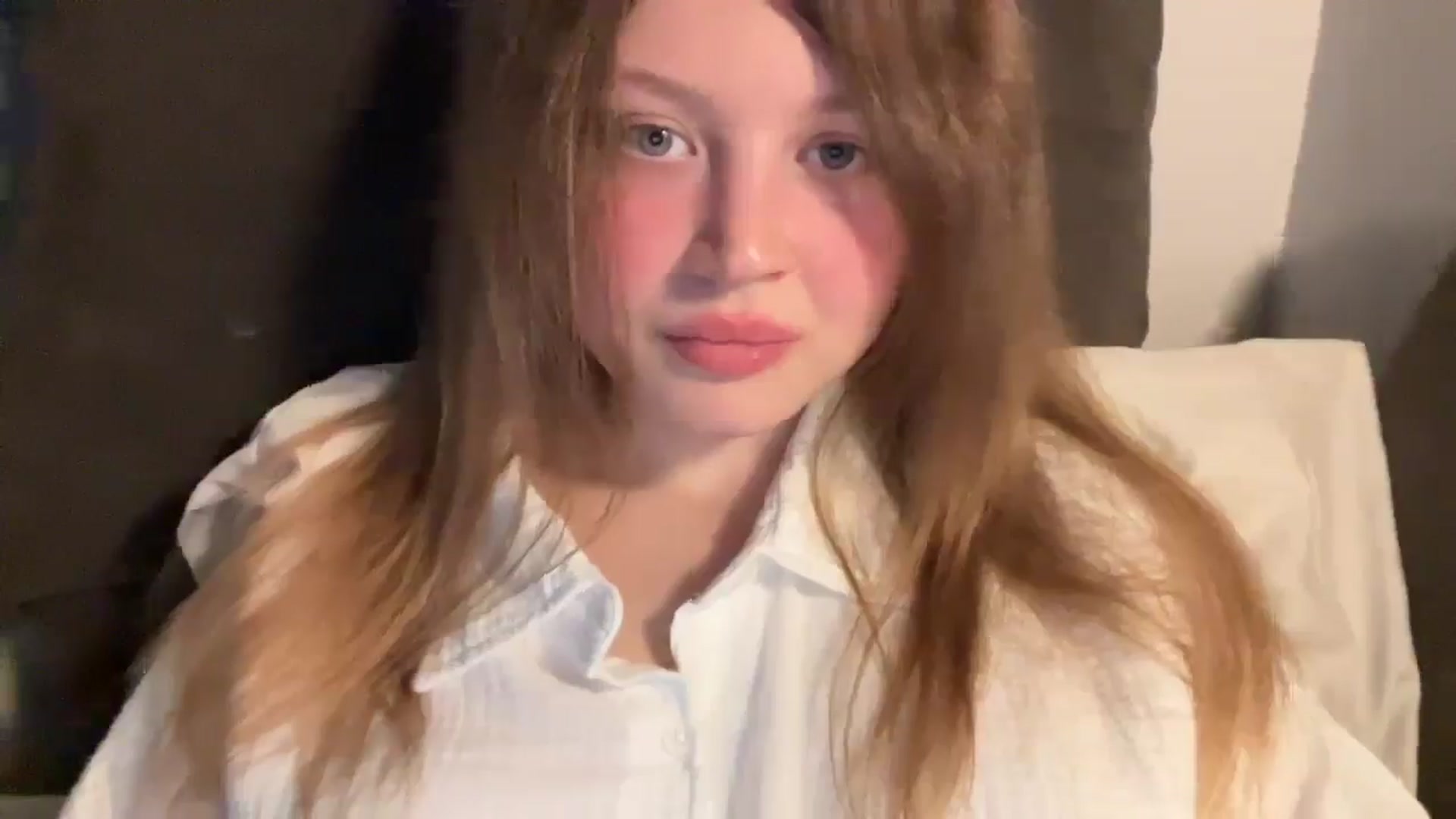 Gallery image thumbnail from Coconut_dream's myfreecams stream on, 04/25/2025, 18:28 image 3 of 20